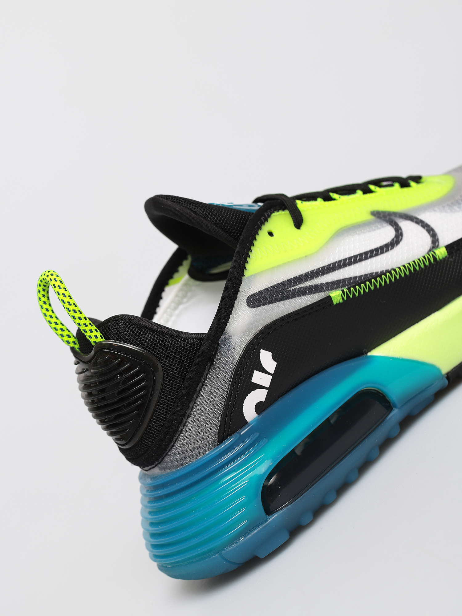 Nike Air Max 2090 Shoes Wmn (white/black volt valerian blue)