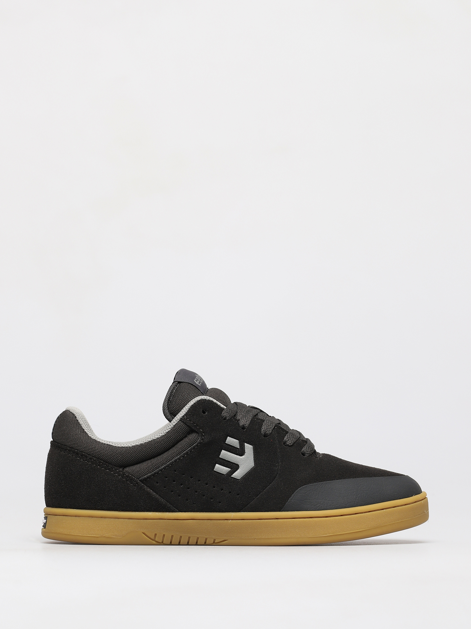 etnies 46