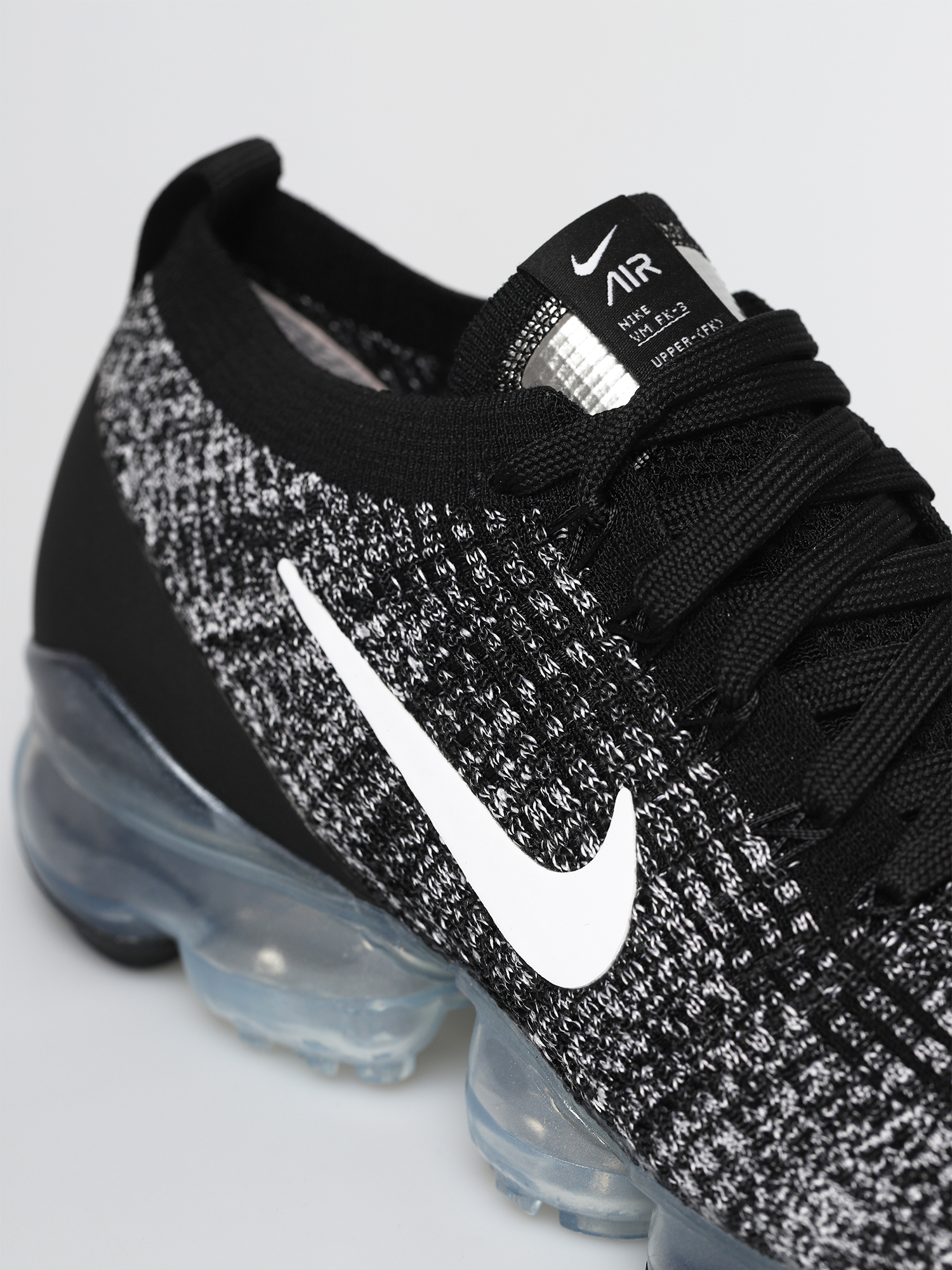 Nike Air VaporMax Flyknit 3 Shoes (black/white metallic silver)