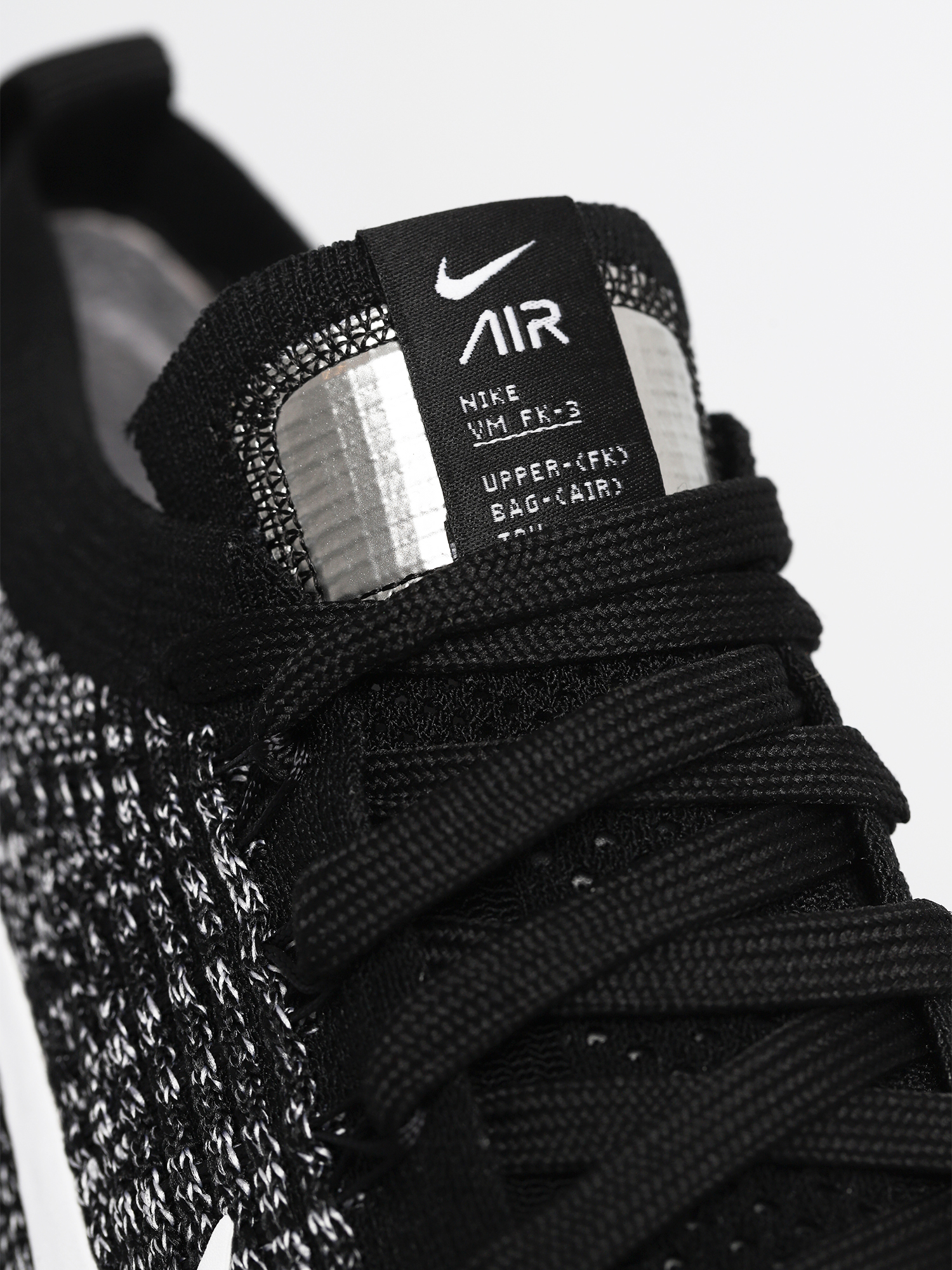 vapormax flyknit 3 white metallic silver