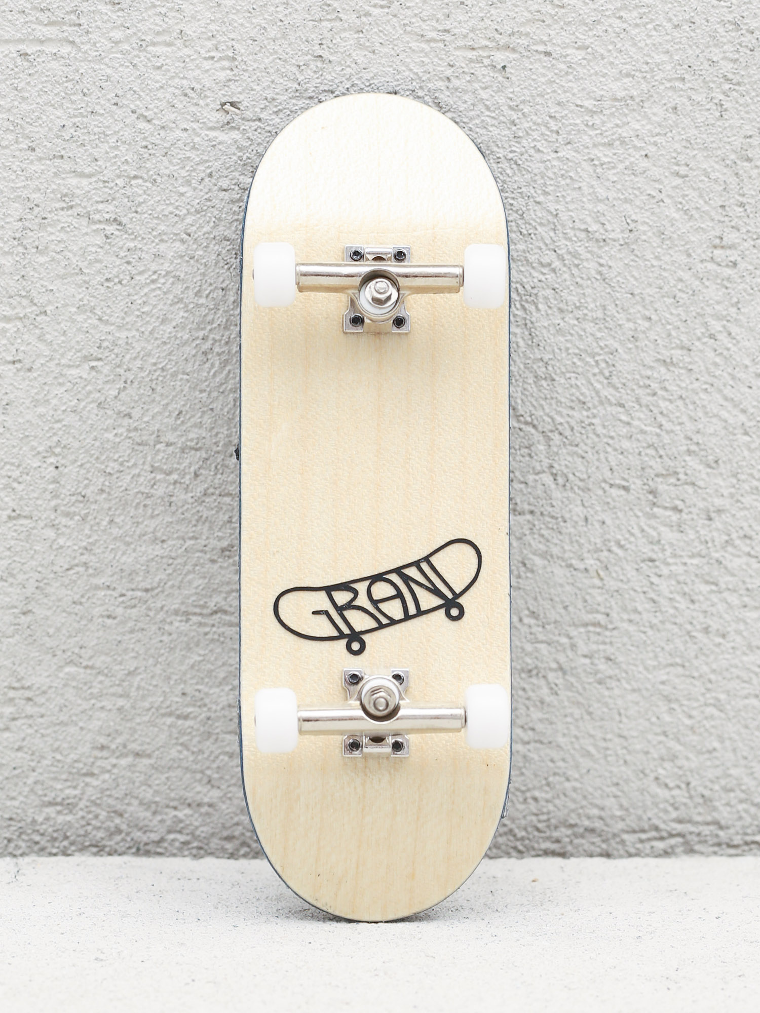fingerboard half pipe wood