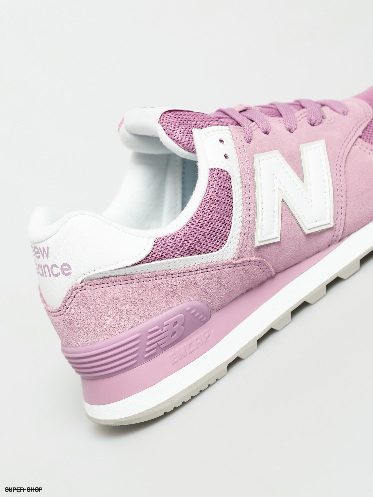 light purple new balance shoes