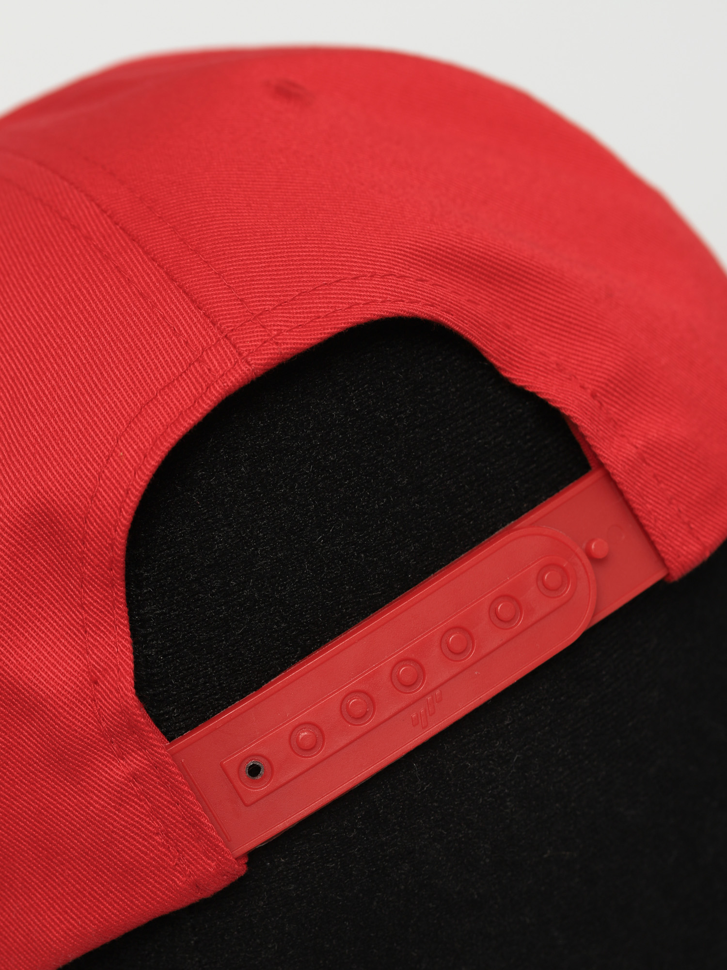 eS Script Snapback ZD Cap (red)