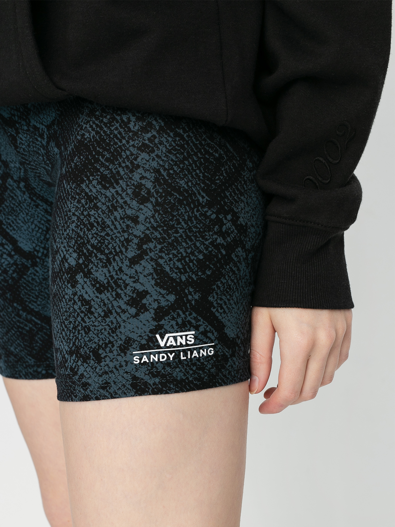 Vans Sandy Bike Shorts Wmn (midnight navy)