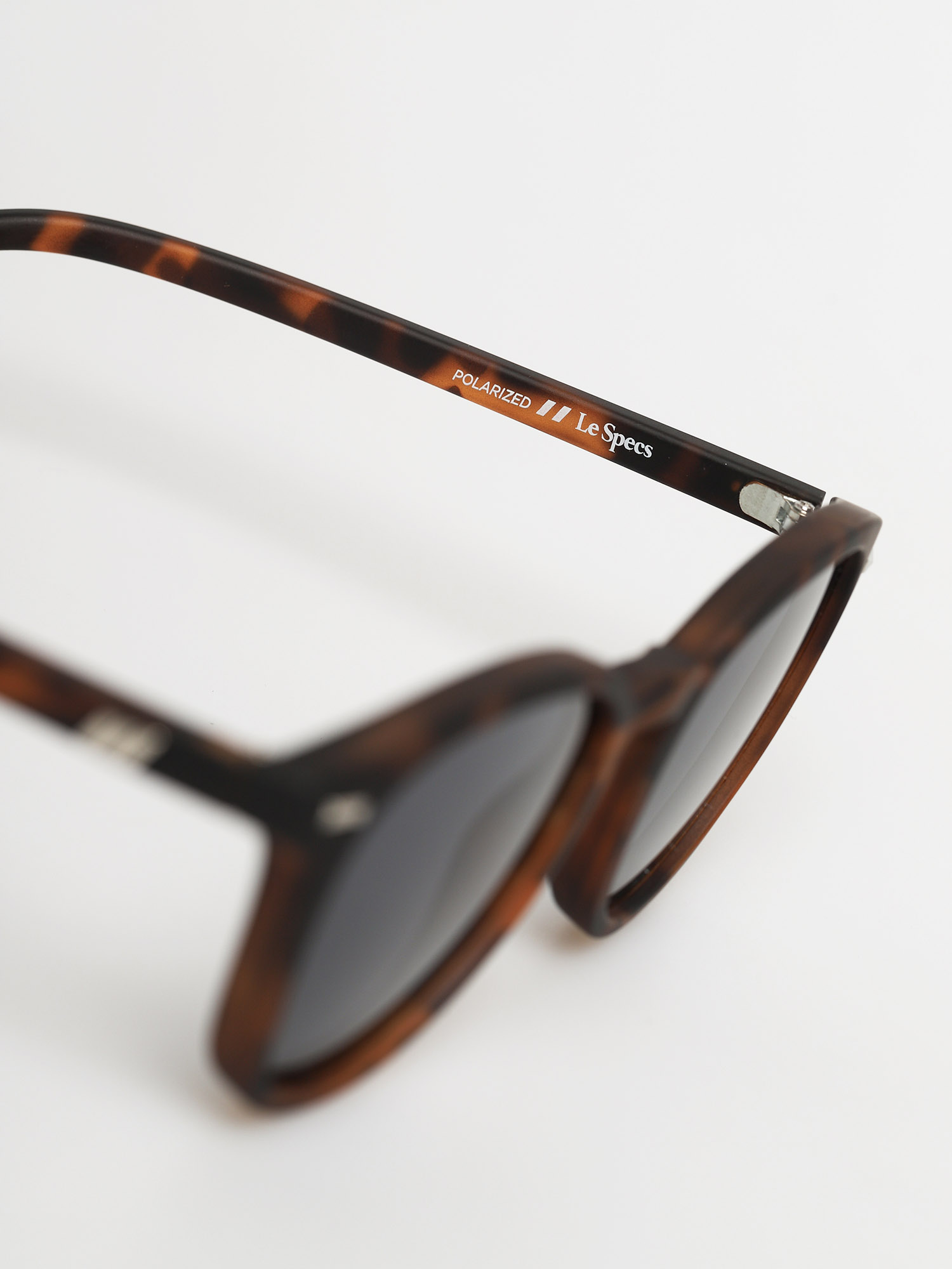 Le Specs Bandwagon Sunglasses (matte tort)