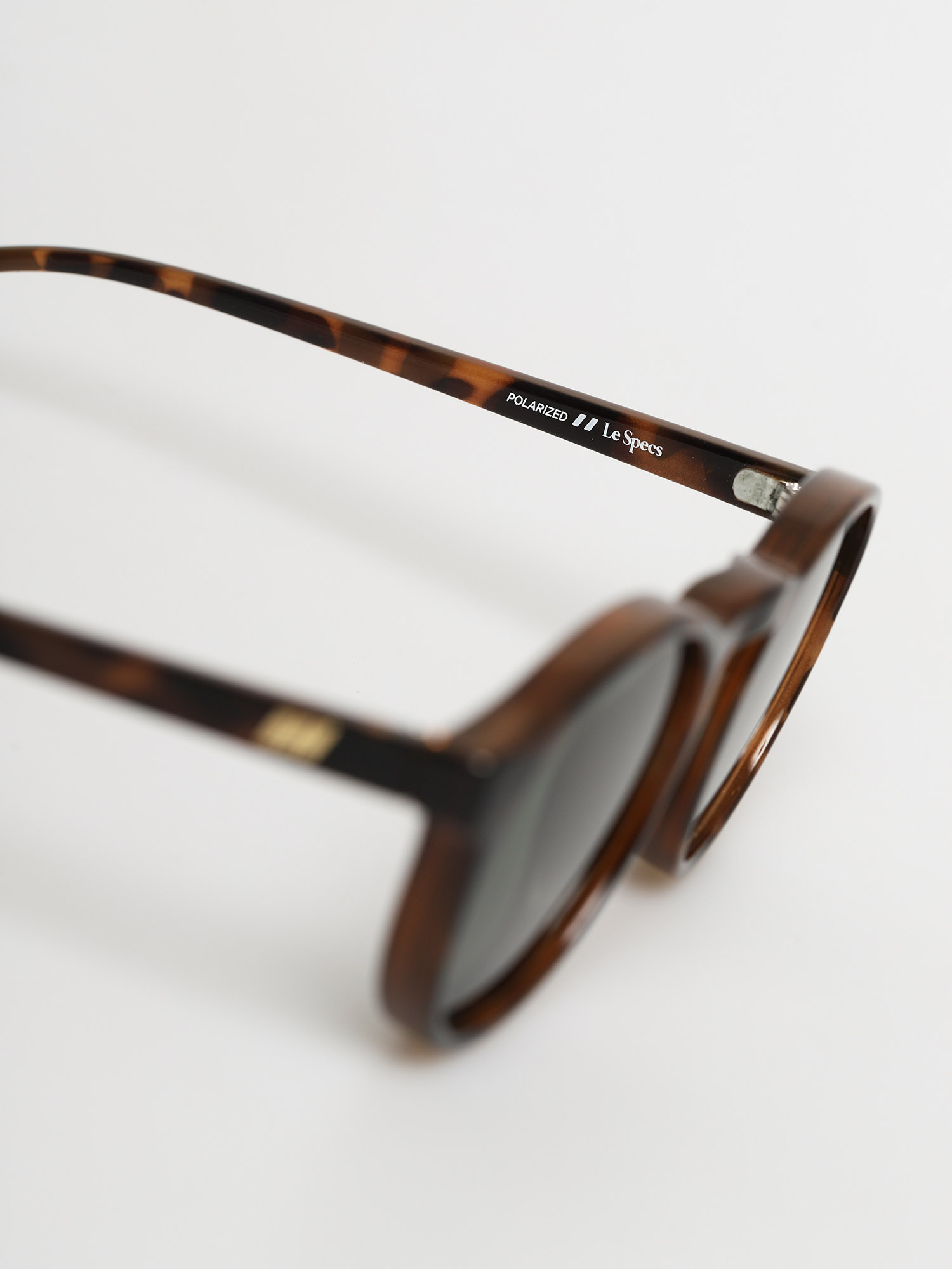 Le Specs Cubanos Sunglasses (milky tort)