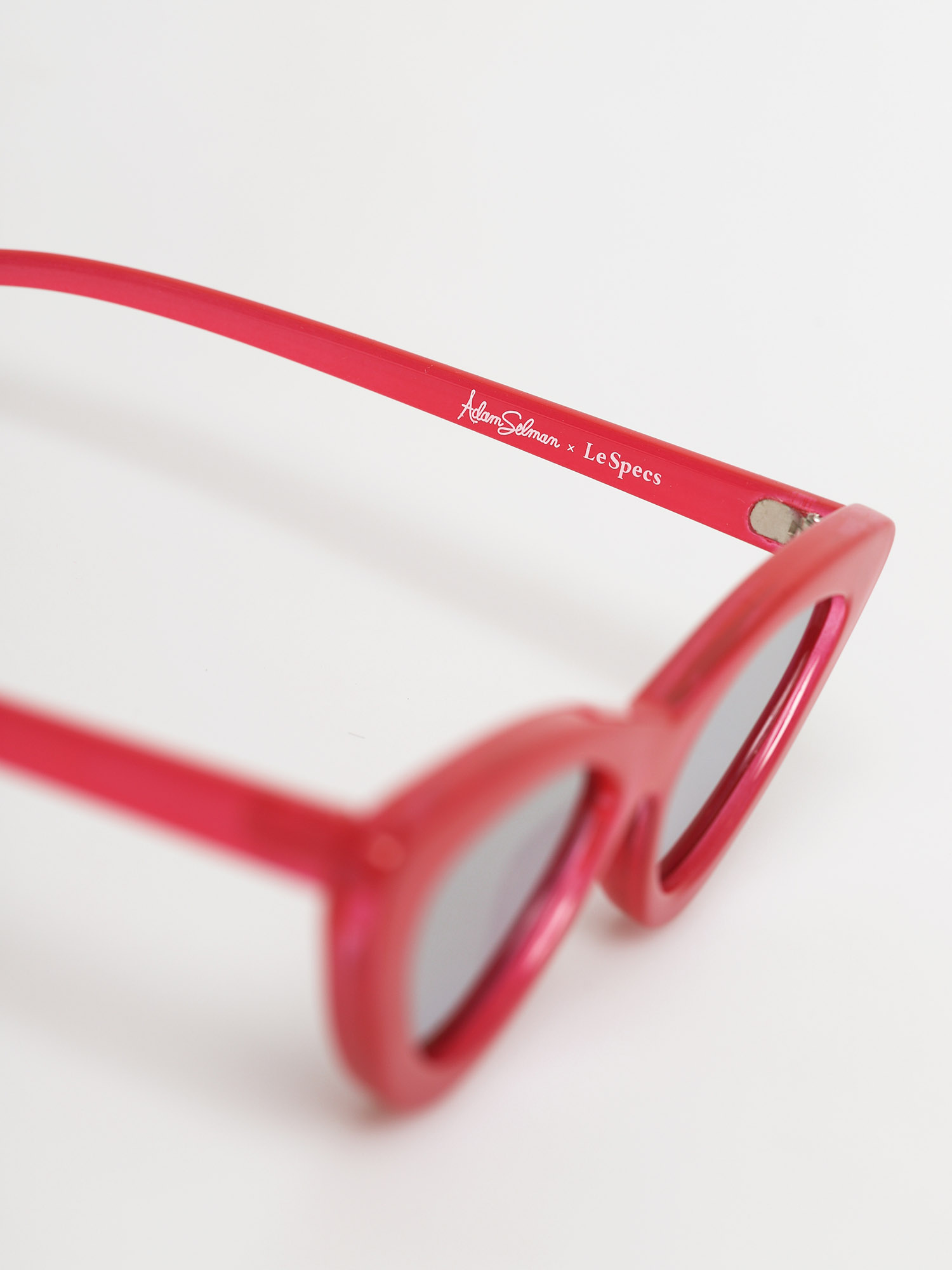 Adam Selman x Le Specs red frame, mirror lens | Depop