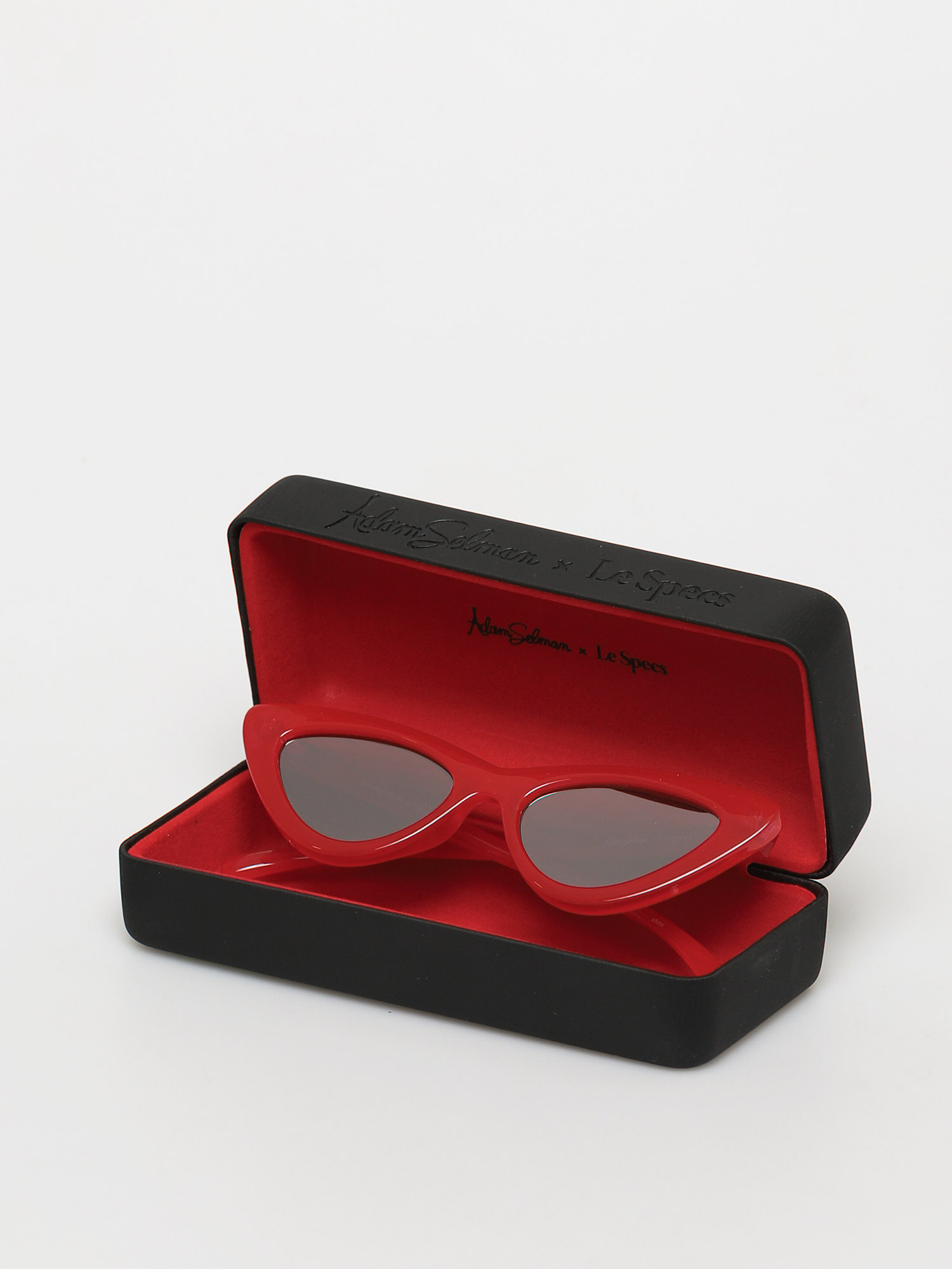 Le Specs X Adam Selman The Last Lolita Sunglasses (opaque red)