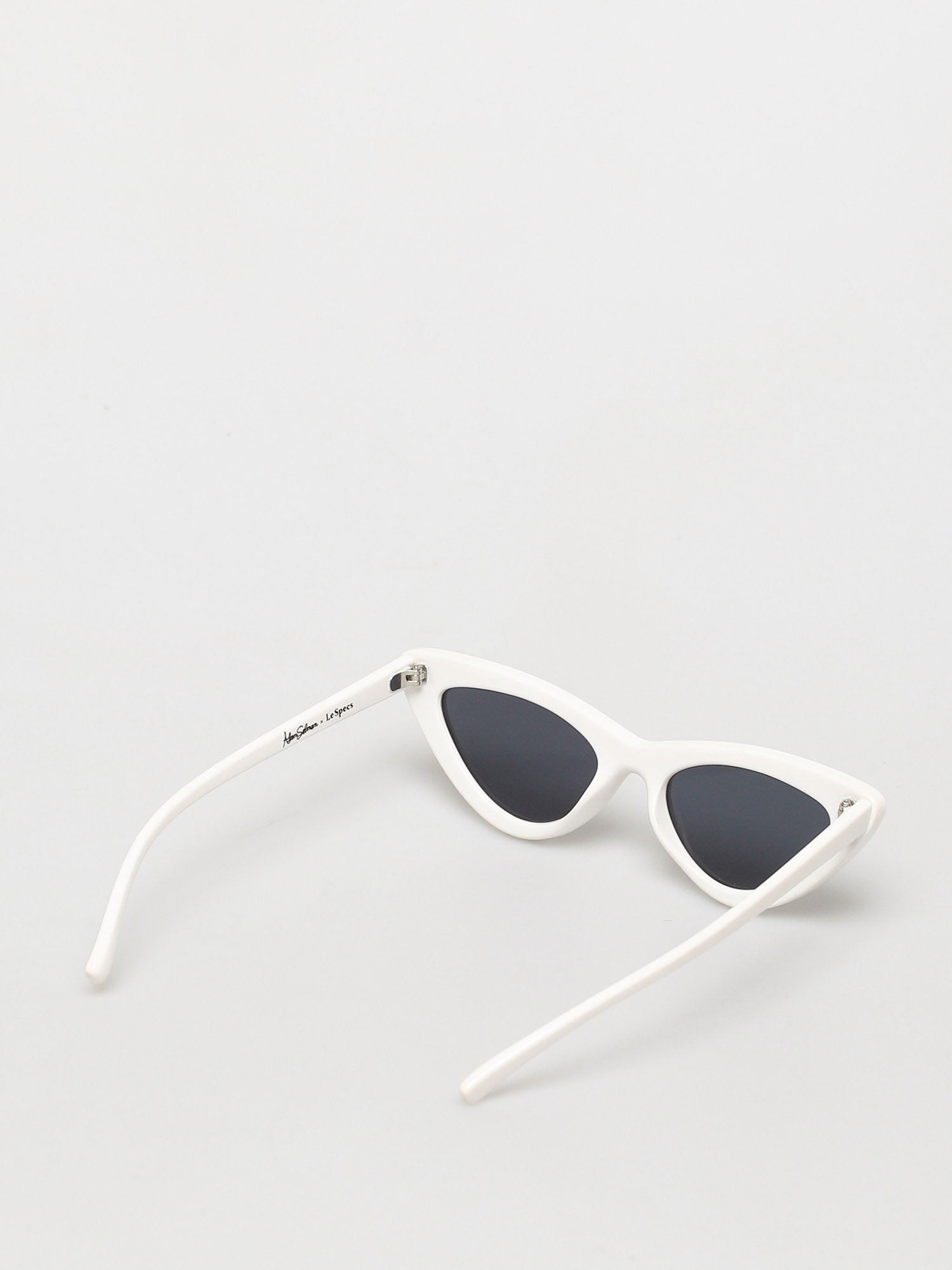 Le Specs X Adam Selman The Last Lolita Sunglasses (white)