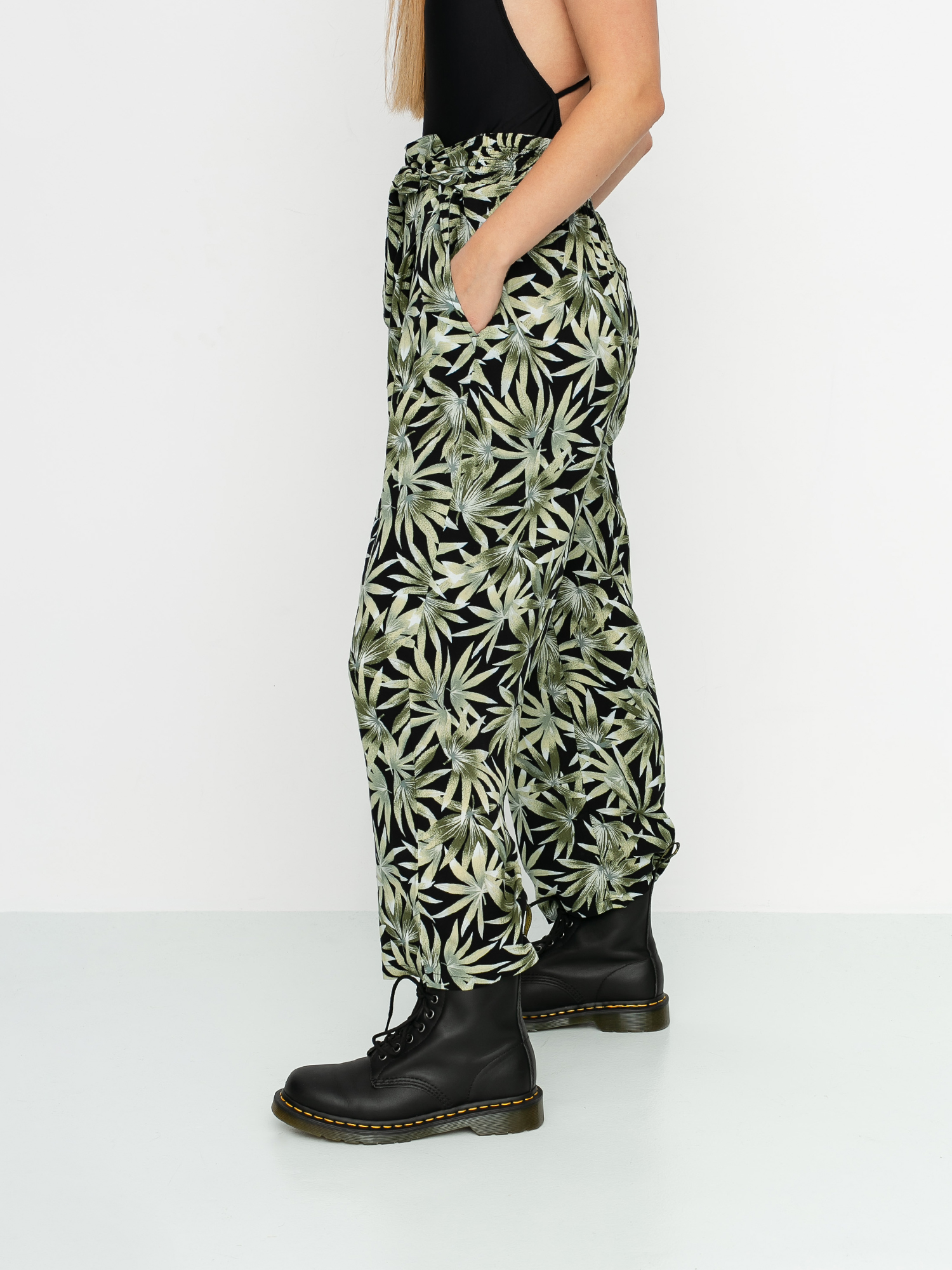 Volcom Coco Belted Pants Wmn (multi)