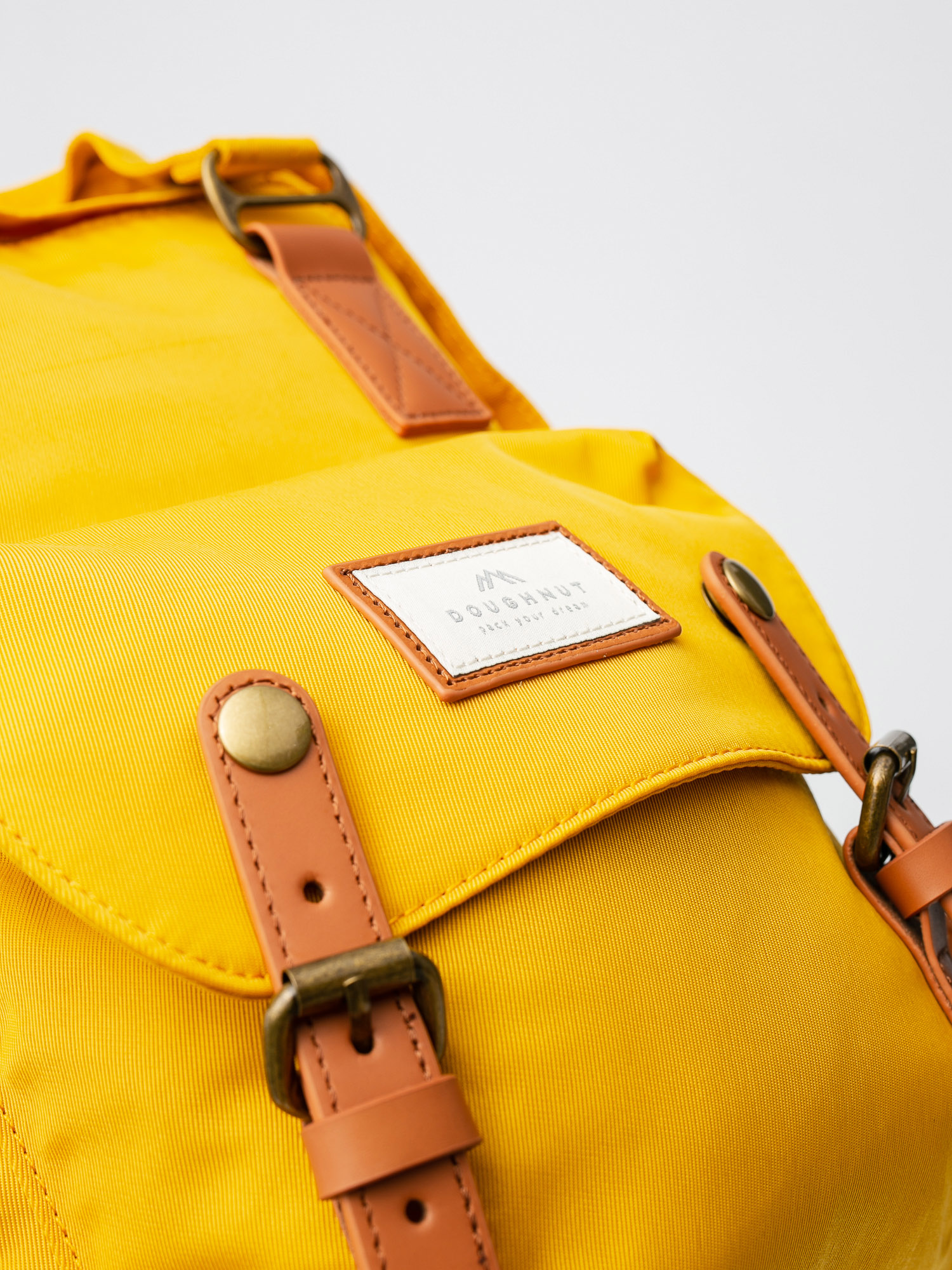Doughnut Macaroon Backpack (mustard)