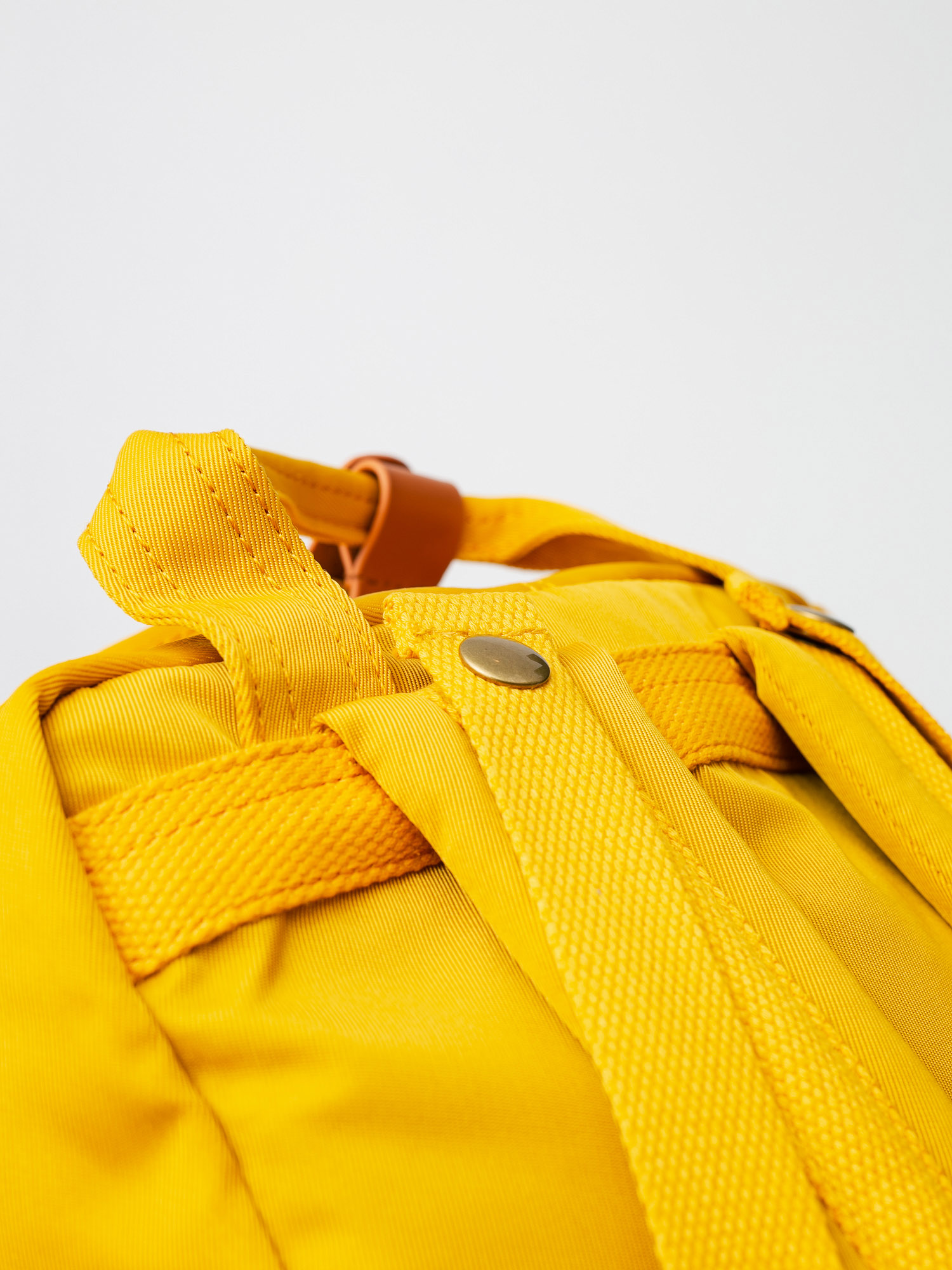 Doughnut Macaroon Backpack (mustard)