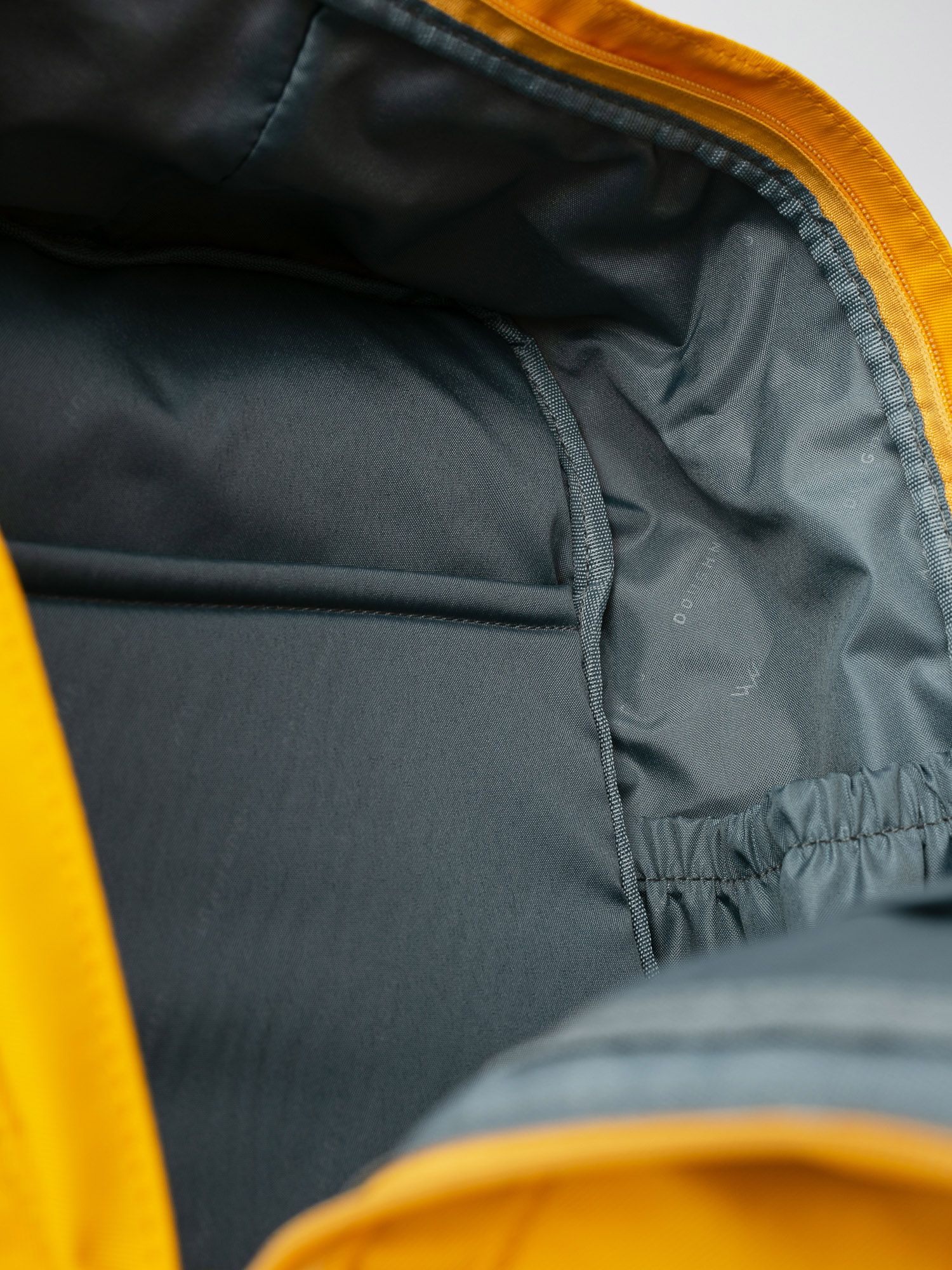 Doughnut Macaroon Backpack (mustard)