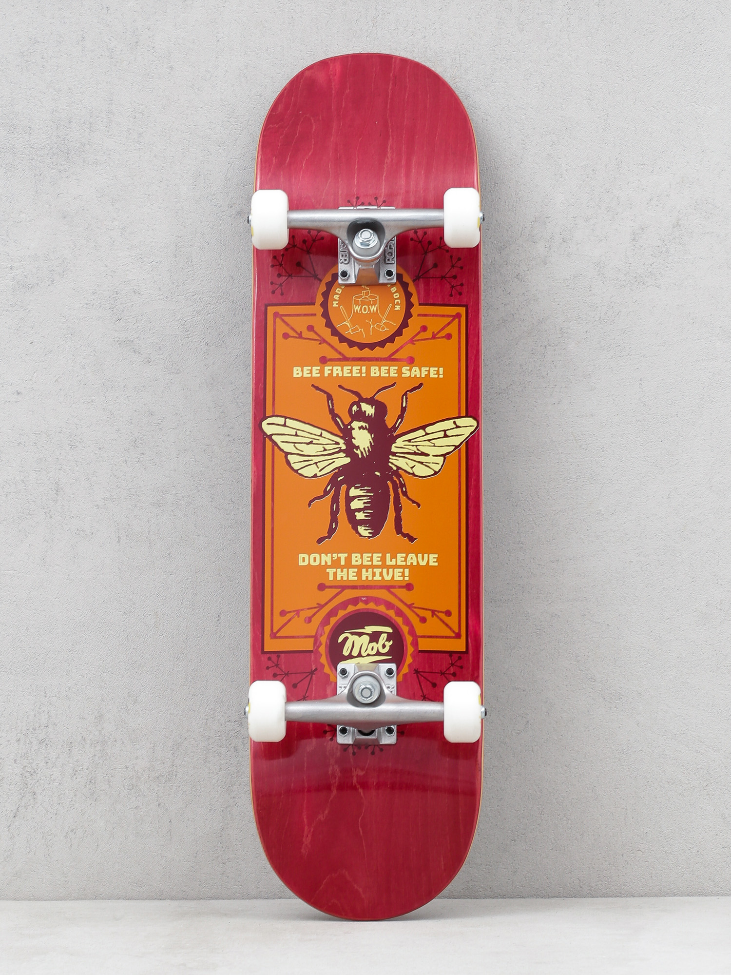 MOB Skateboards Bee Komplettboard – 8.25 - Mosaic Shop