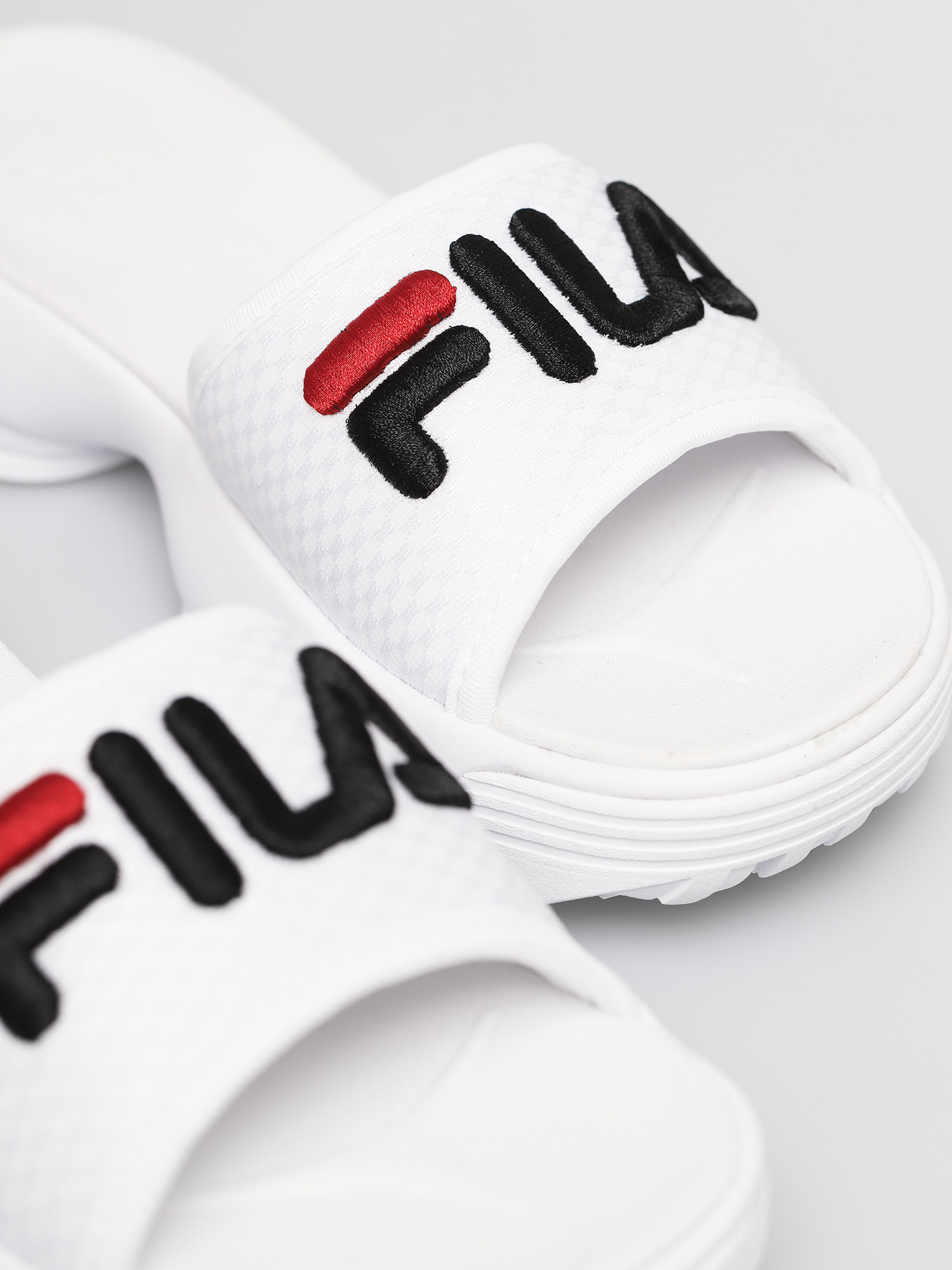 fila slide flip flops