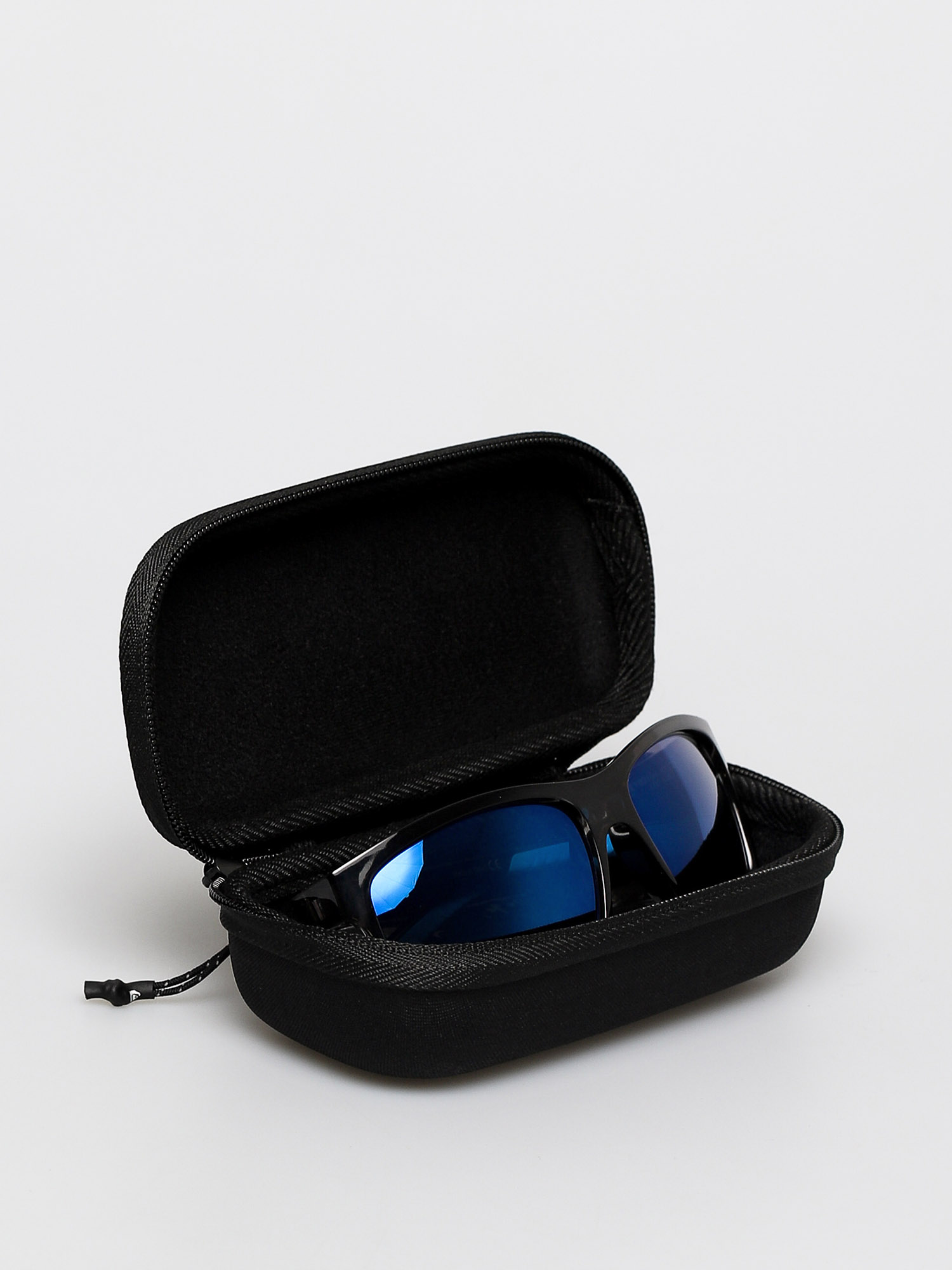 Quiksilver sunglasses case hotsell