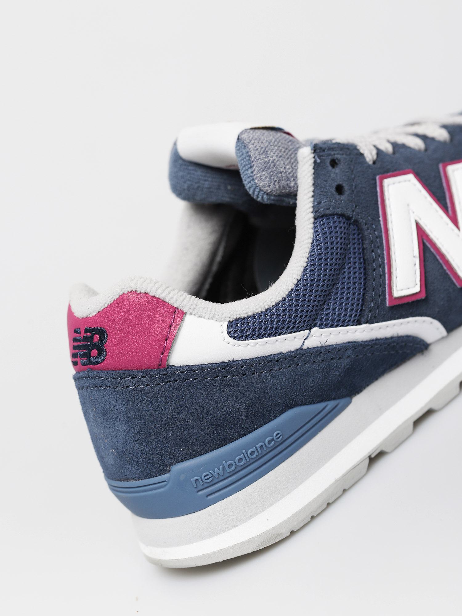 new balance wr996 navy pink