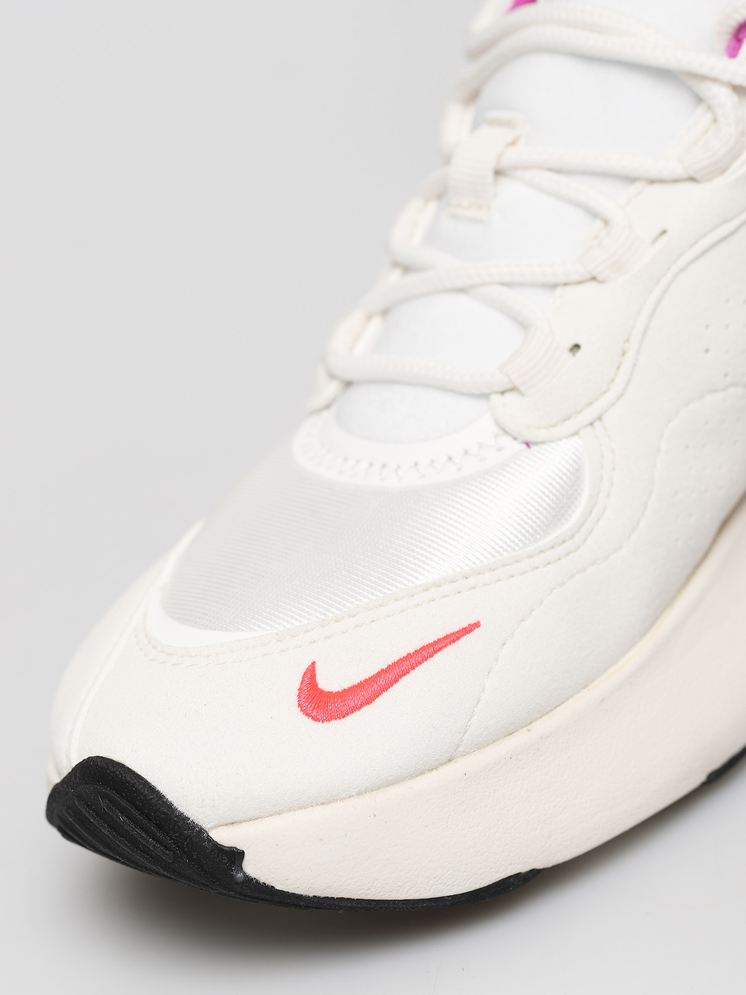 Nike Air Max Verona Schuhe Wmn (summit white/laser crimson sail magenta)