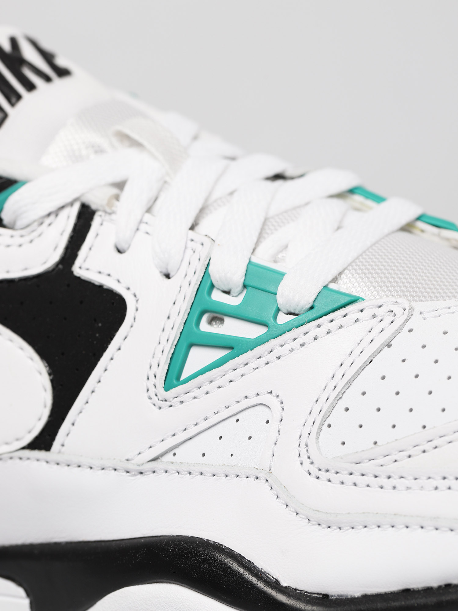 Nike Air Cross Trainer 3 Low Schuhe (white/white neptune green black)