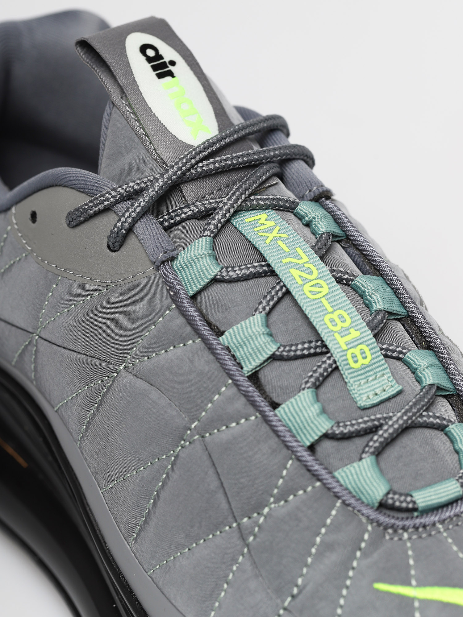 Nike Mx 720 818 Shoes (smoke grey/smoke grey black volt)