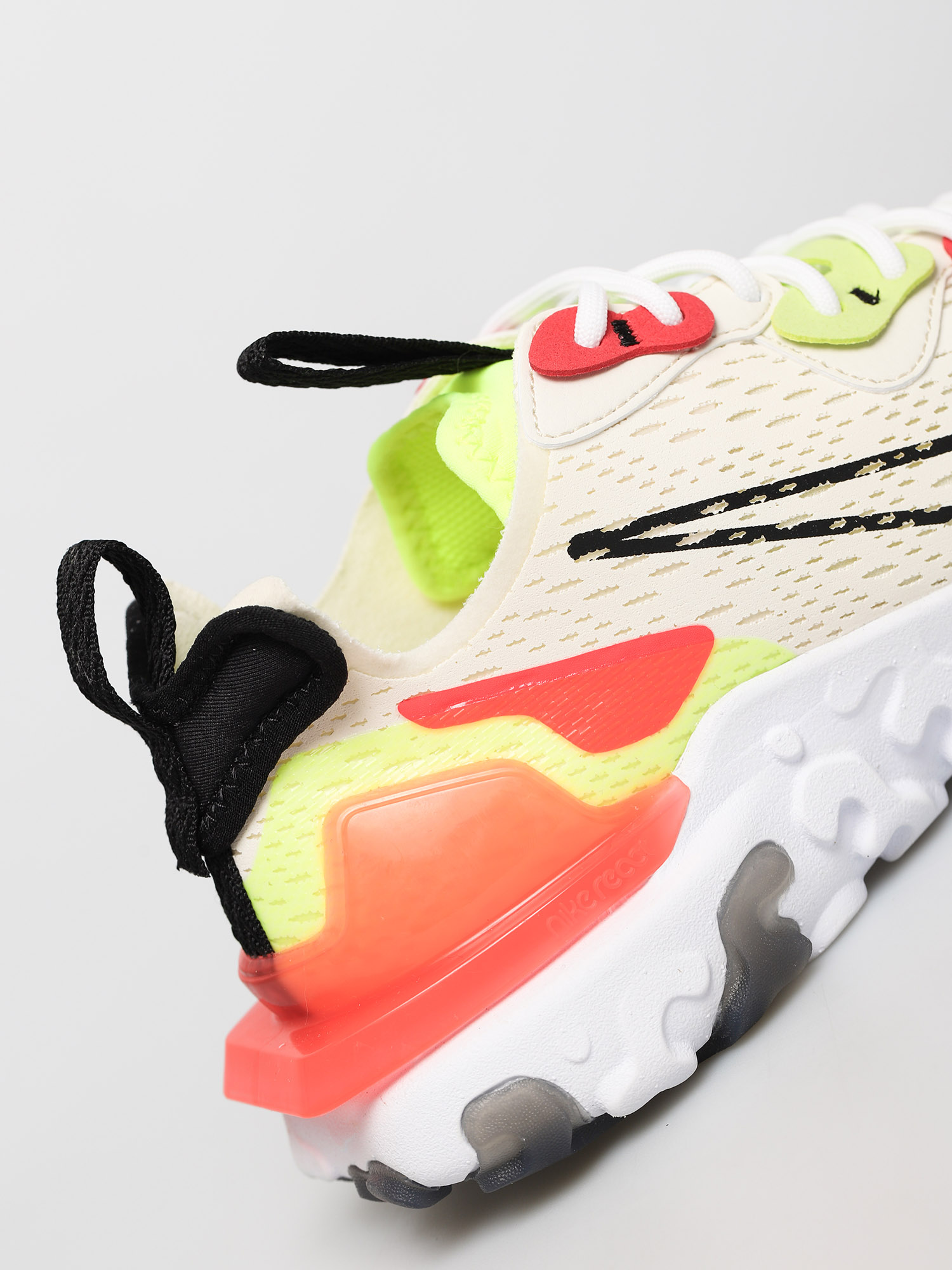 Nike React Vision Shoes Wmn (pale ivory/black volt laser crimson)
