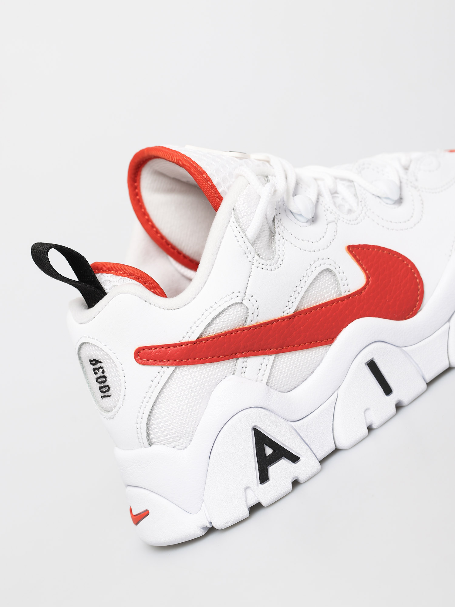 Nike Air Barrage Low Shoes (white/team orange/black/black)