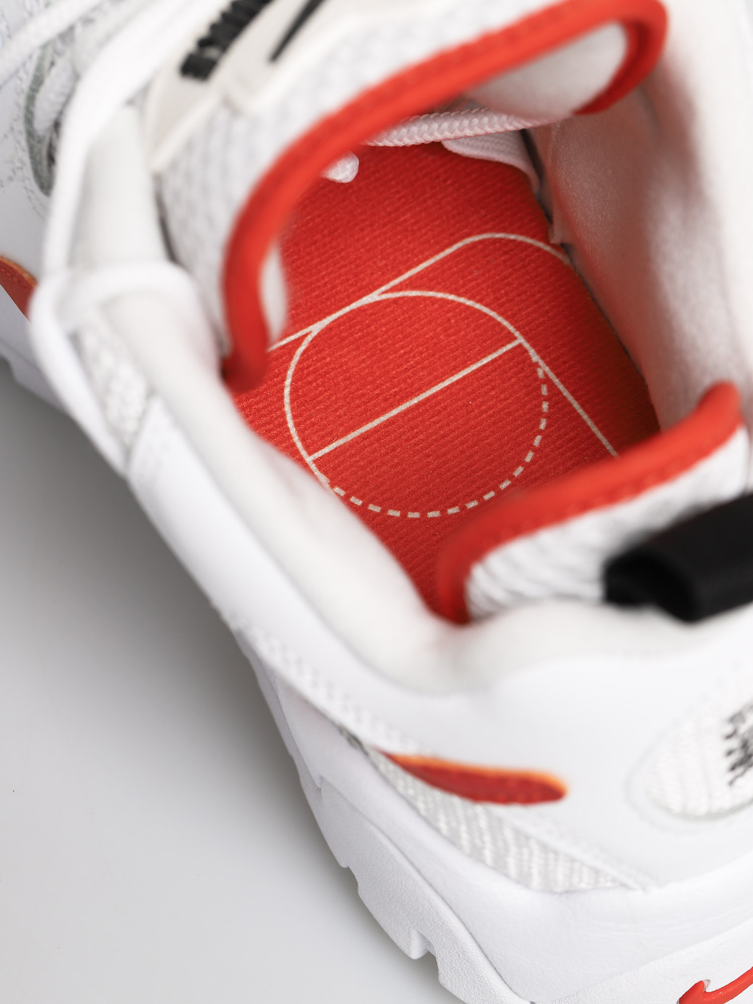 Nike Air Barrage Low Shoes (white/team orange/black/black)