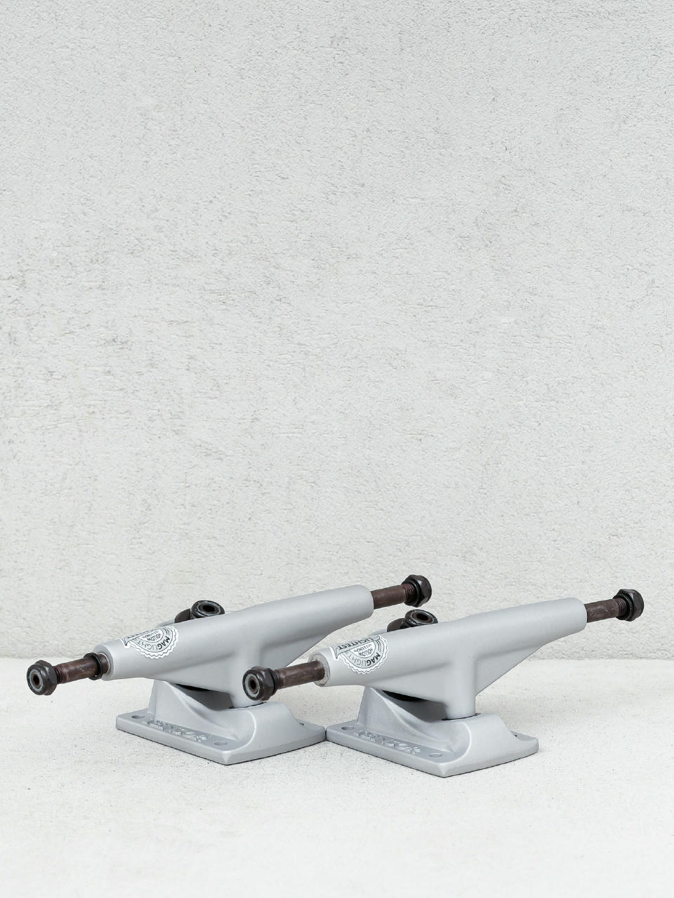 Tensor Mag Light Lo Trucks (silver)