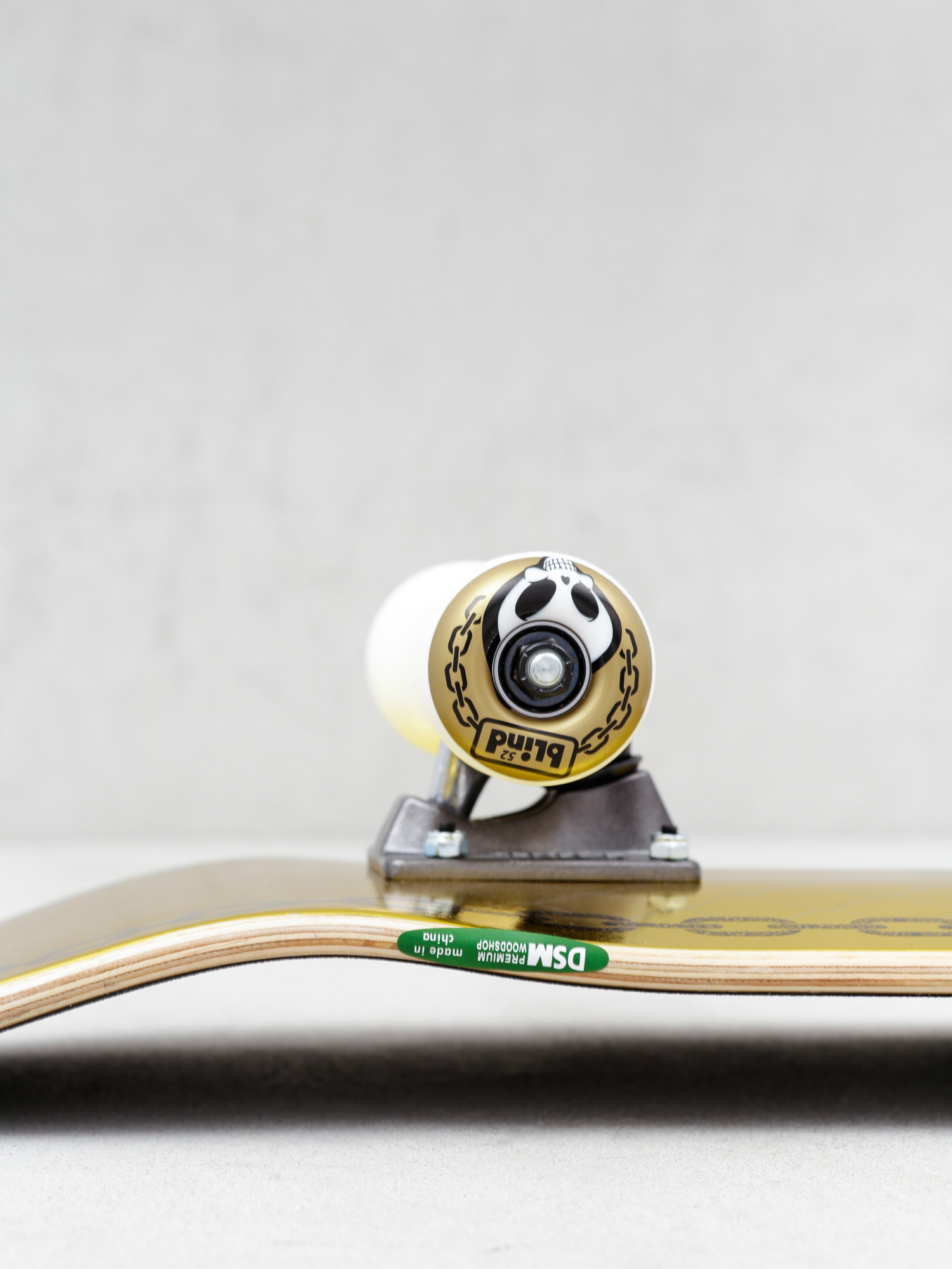 Blind Chain Link Skateboard (gold foil)