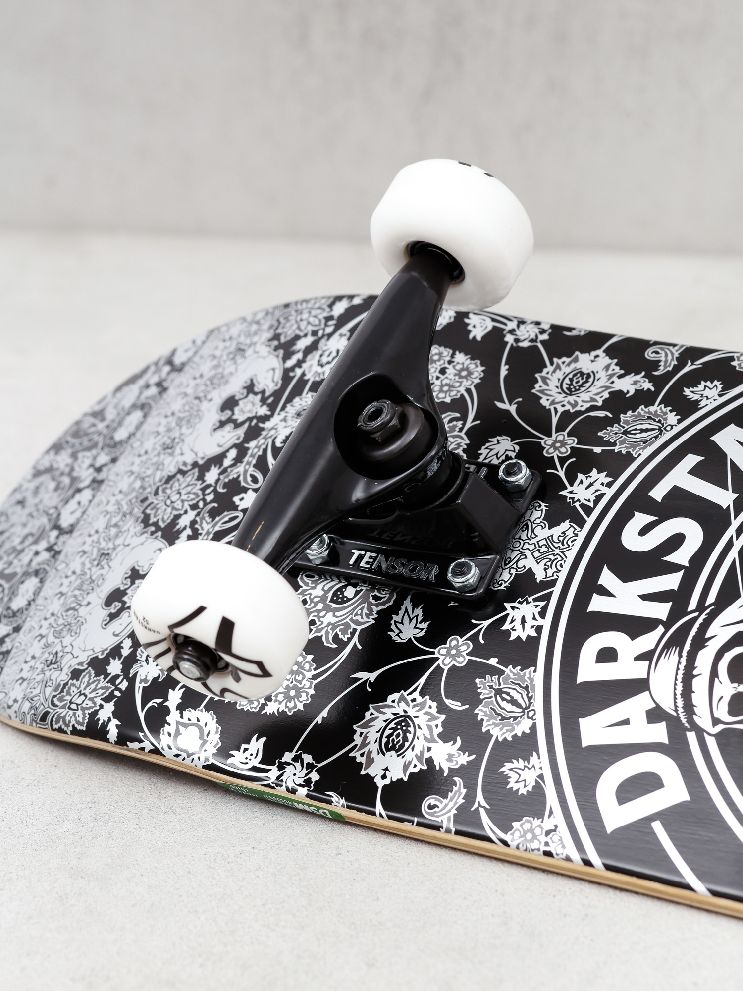 Darkstar Magic Carpet Skateboard (gunsmoke)