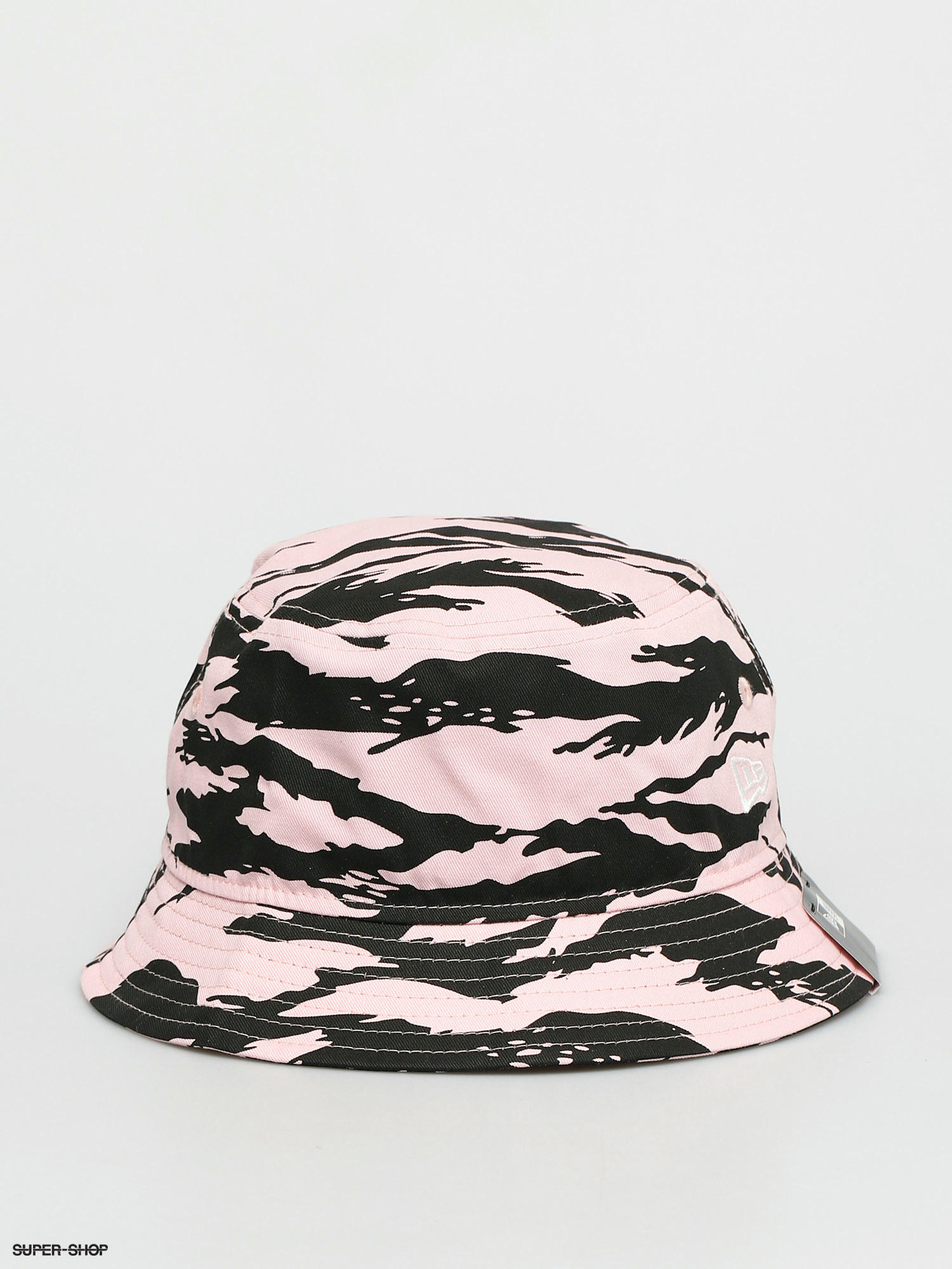 black and pink new era