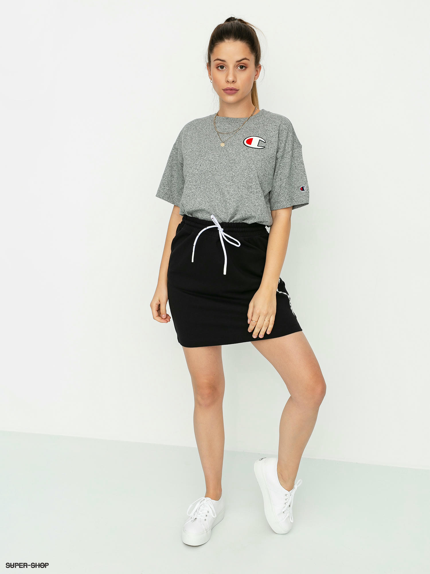 champion skirt outfit