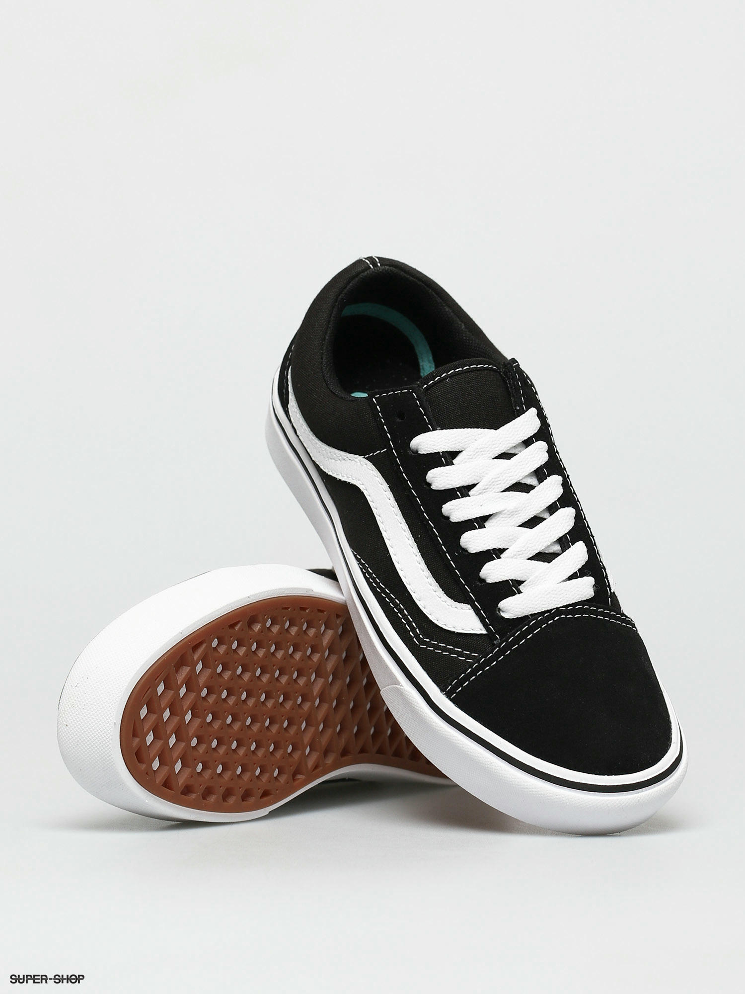 comfycush old skool shoes vans