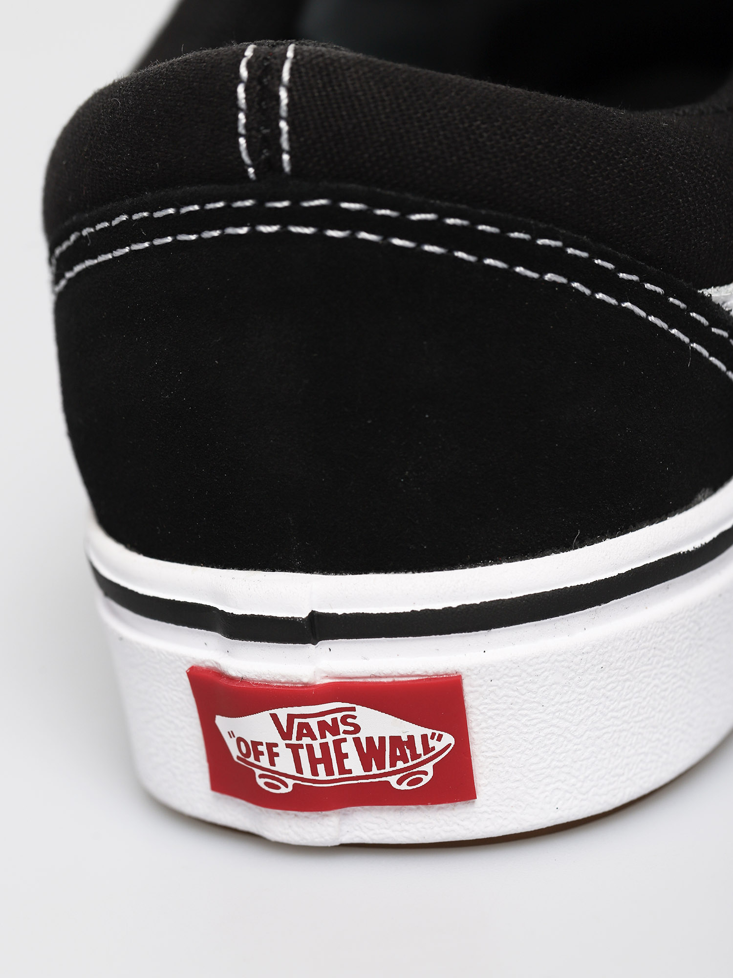 Vans ComfyCush Old Skool Shoes (classic)