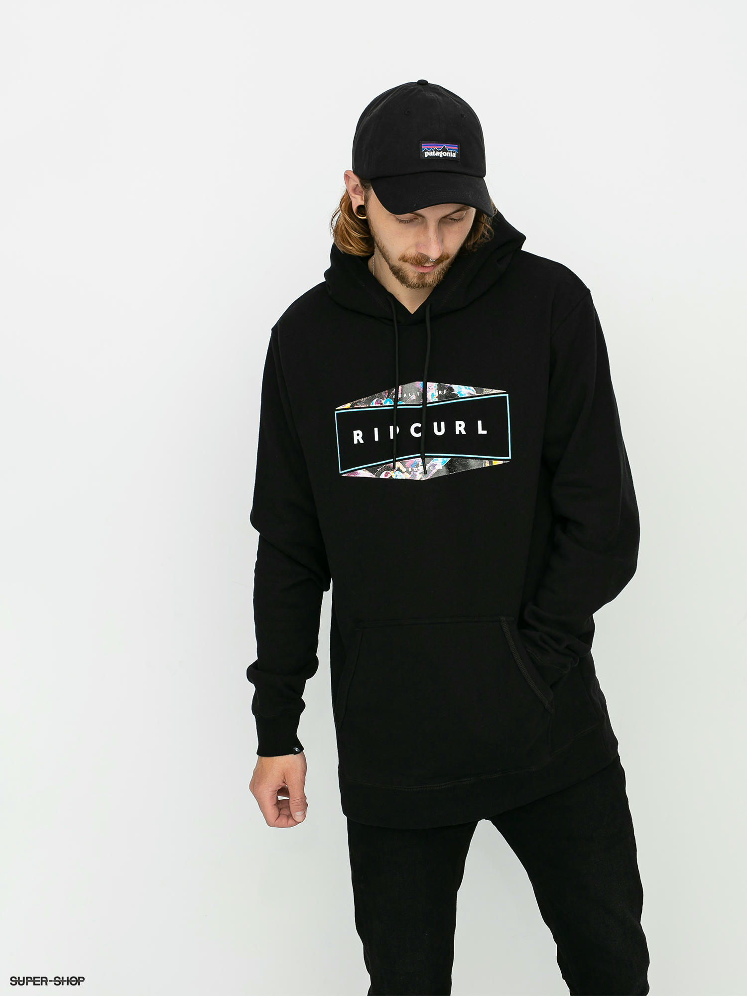 black fleece sweatshirt