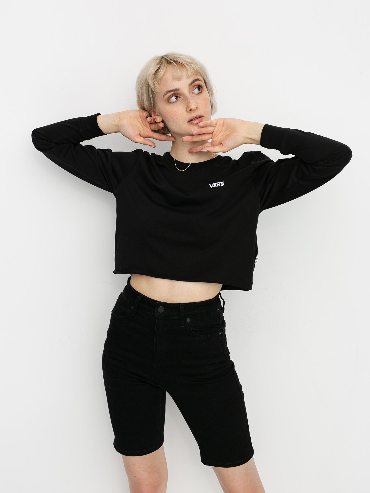 Black and white vans crop top best sale