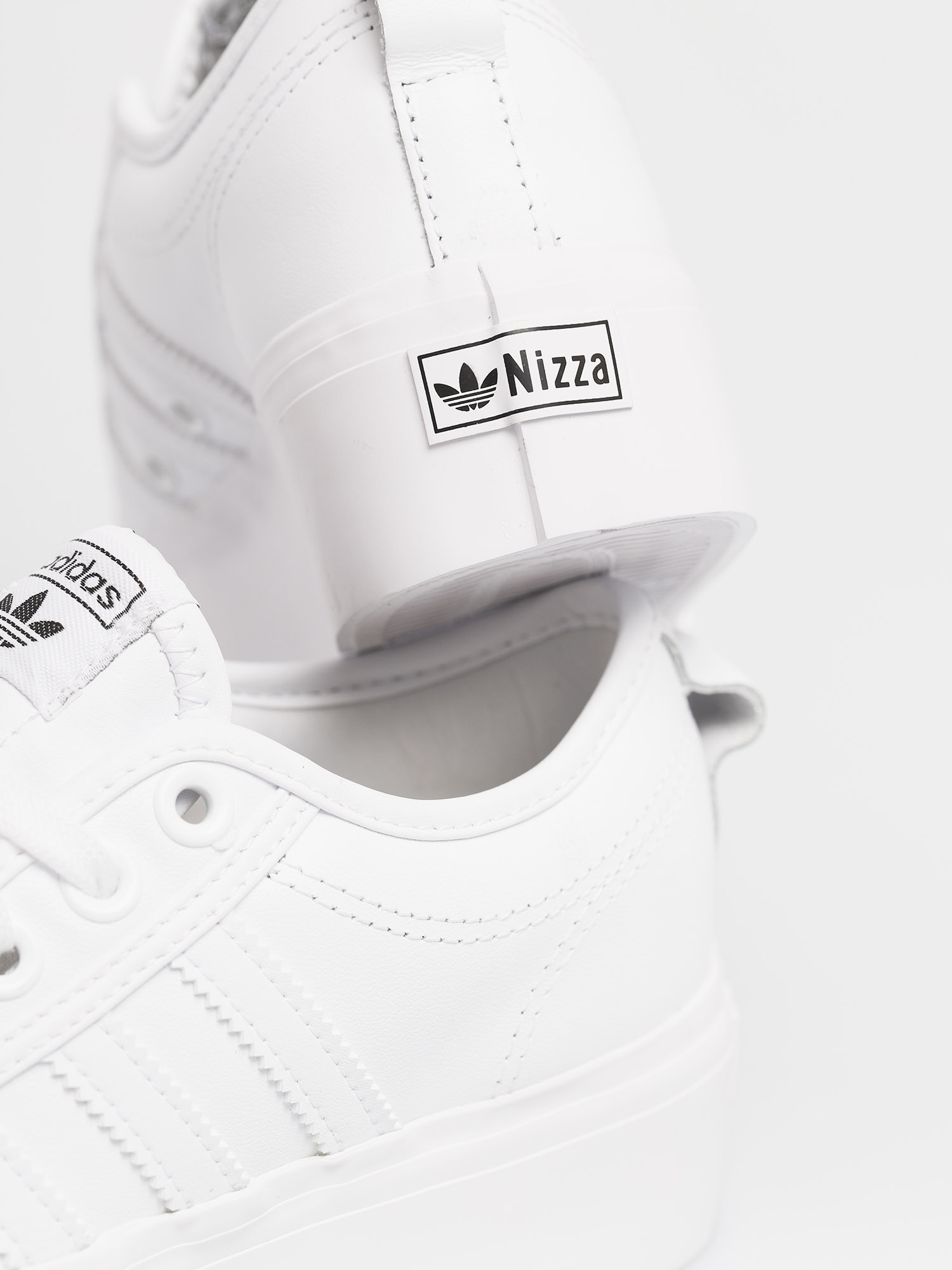 adidas Originals Nizza Platform Shoes Wmn (ftwwht/ftwwht/cblack)