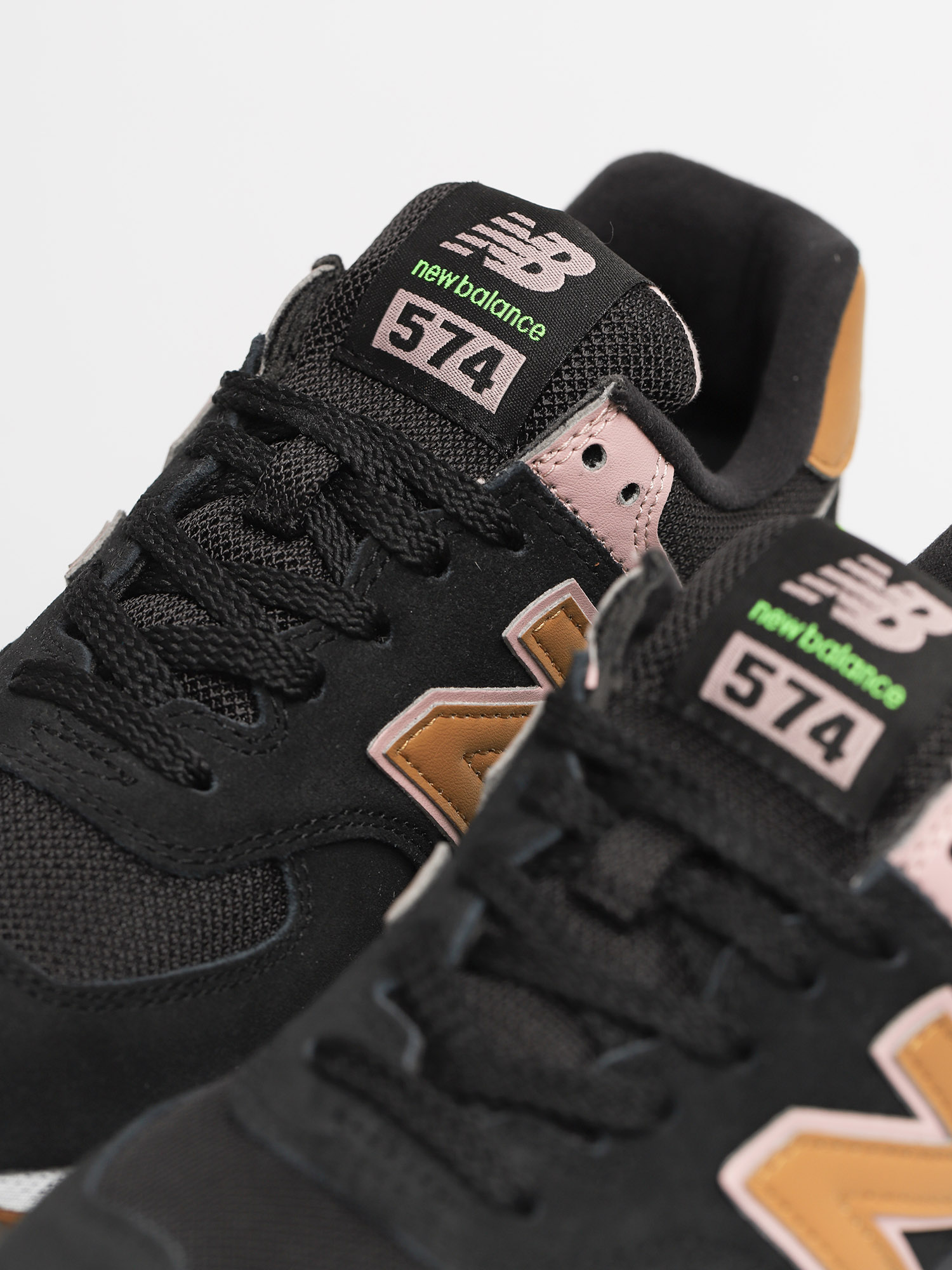 new balance black and tan shoes