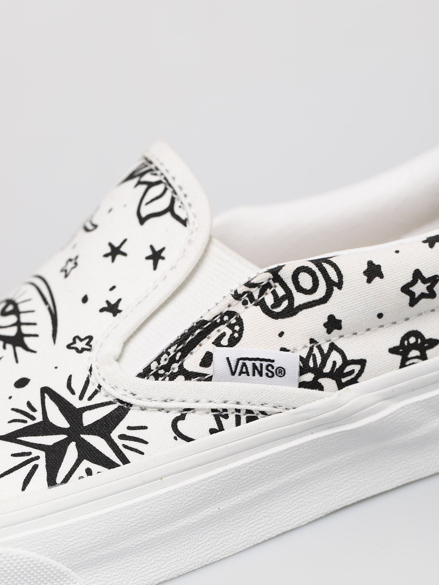 Vans Classic Slip On Shoes (u color tattoo/true white)