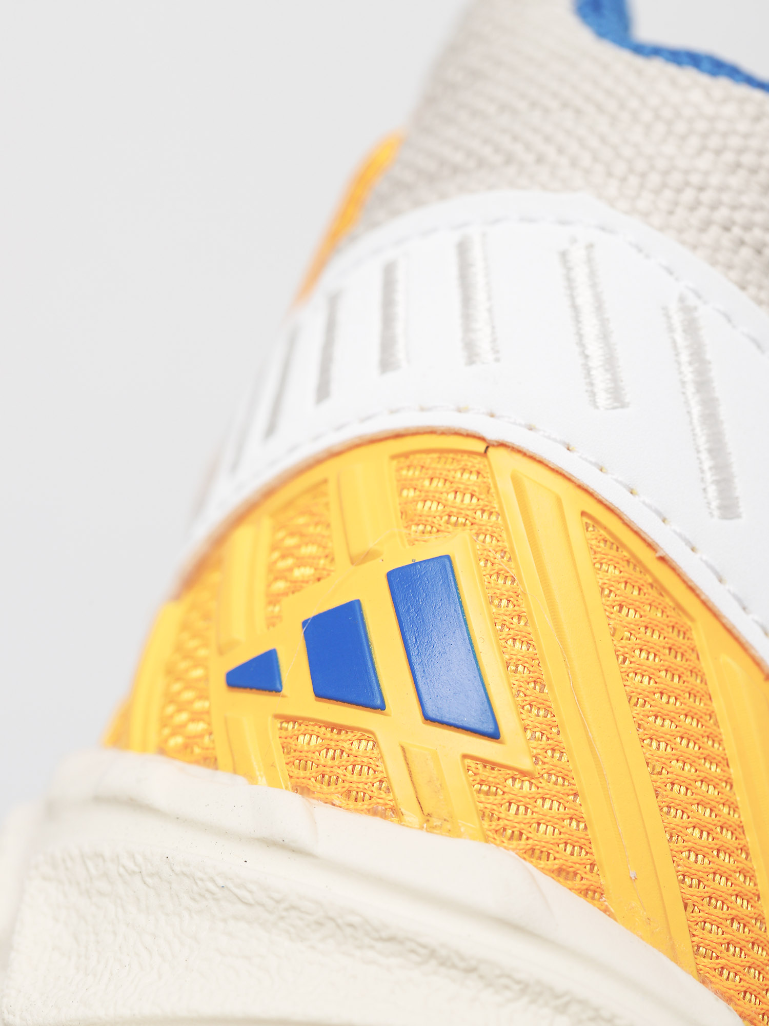 adidas Originals Torsion Trdc Shoes (cwhite/cbrown/cblack)