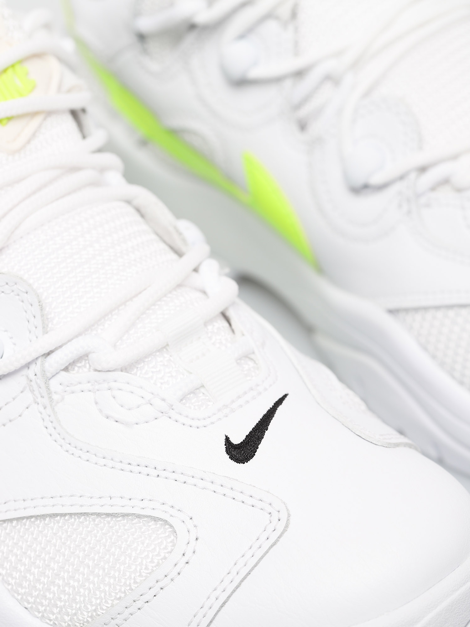 Nike Air Barrage Low Schuhe (white/volt black)