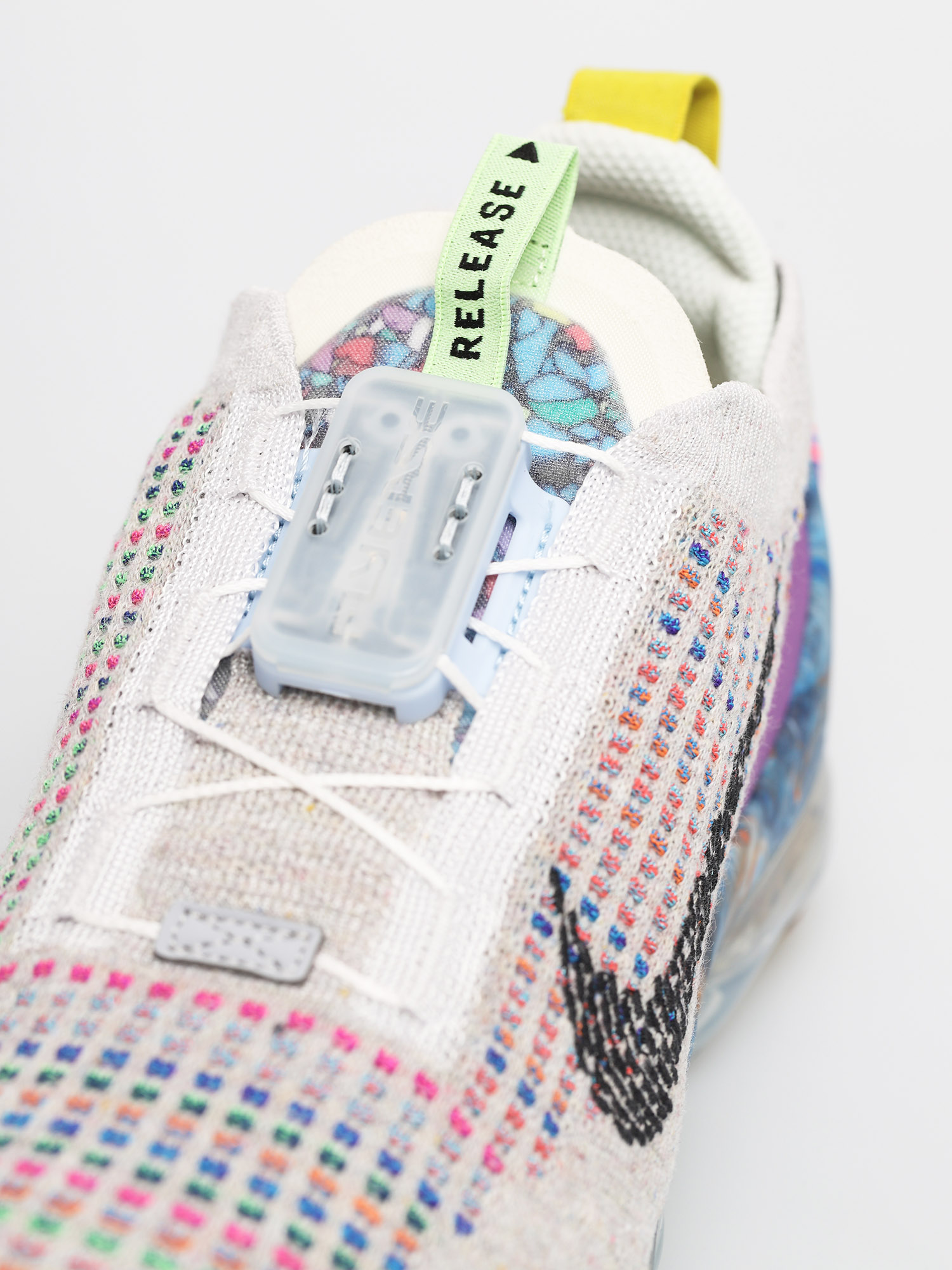 Nike Air Vapormax 2020 Fk Shoes (pure platinum/black multi color)