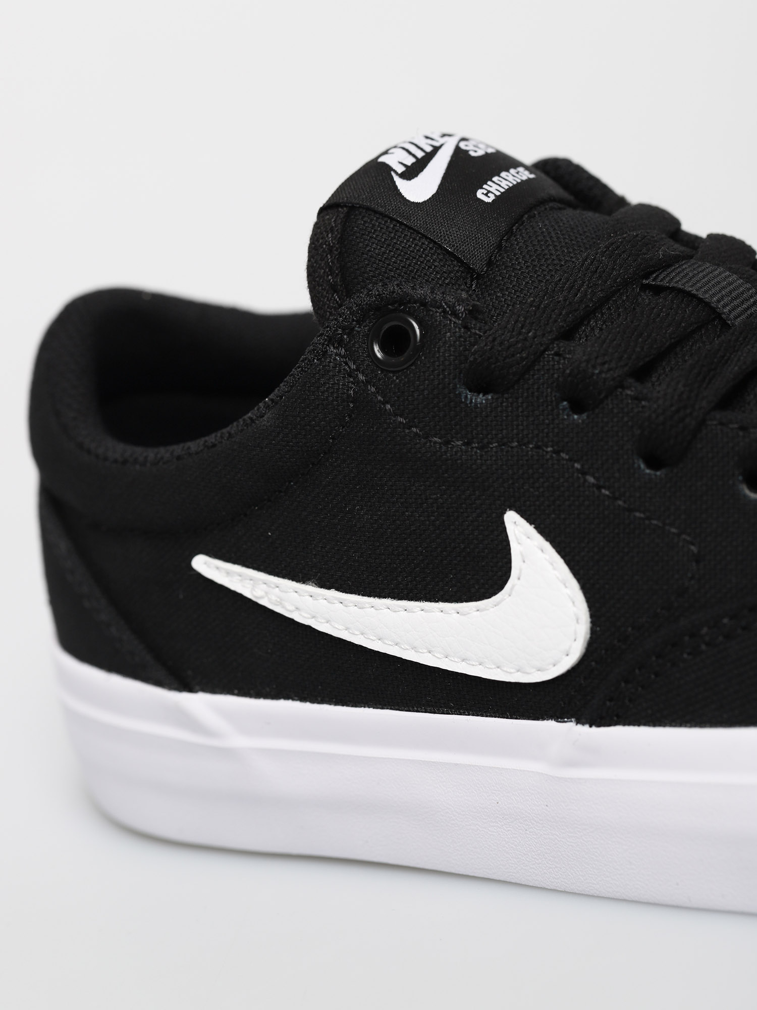 Nike SB Charge Canvas Shoes (black/white black)