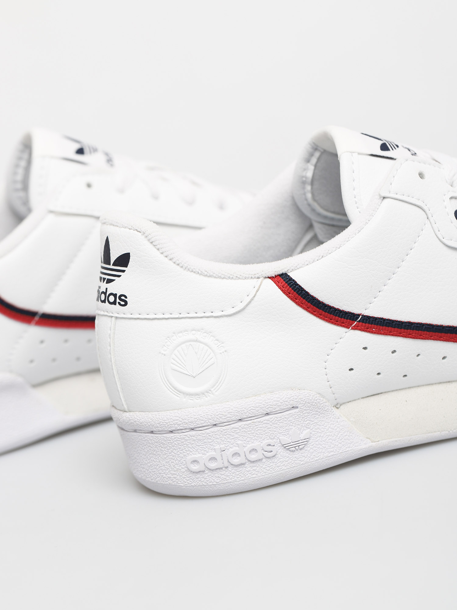 adidas Originals Continental 80 Vegan Shoes (ftwwht/conavy/scarle)