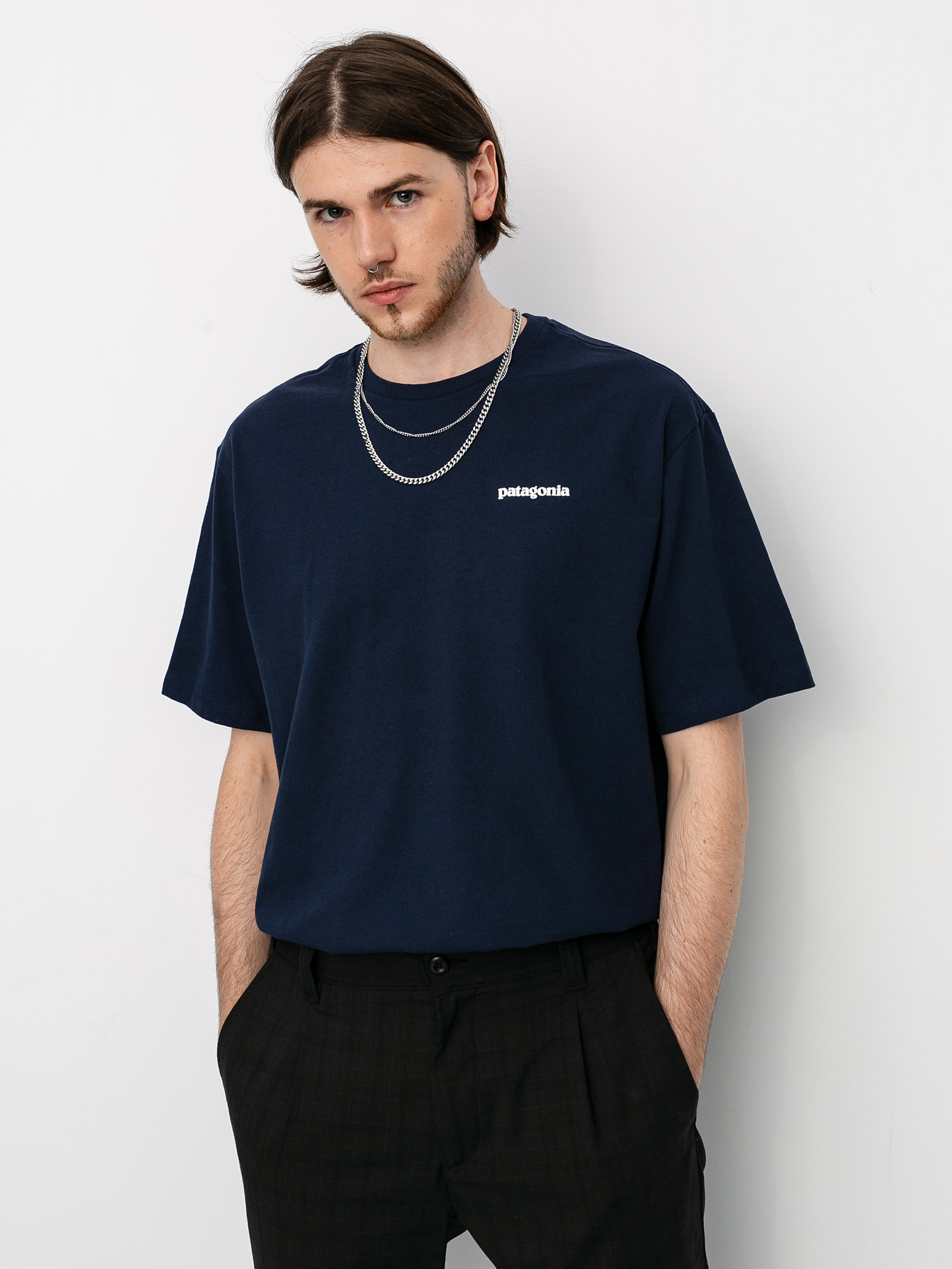 patagonia navy tee
