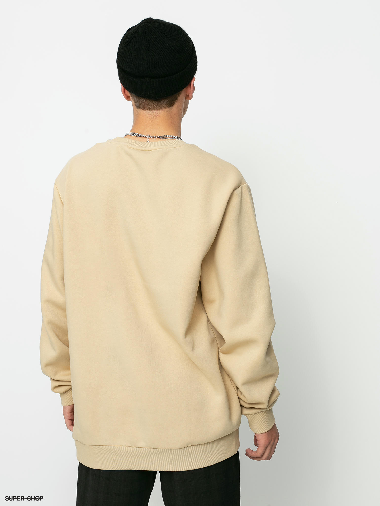 cream fila sweatshirt