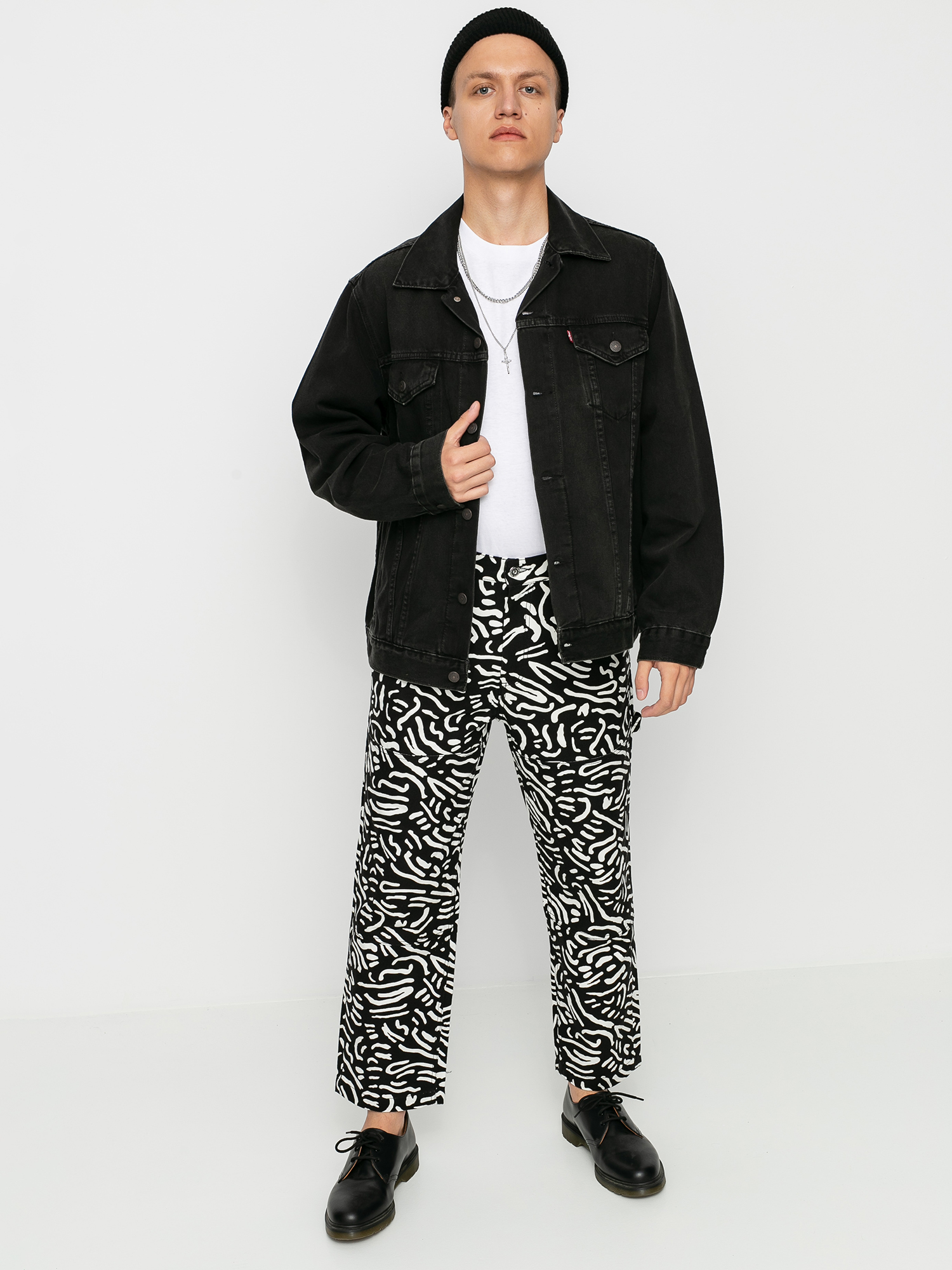 Levi's® Vintage Fit Trucker Jacket (black trucker)