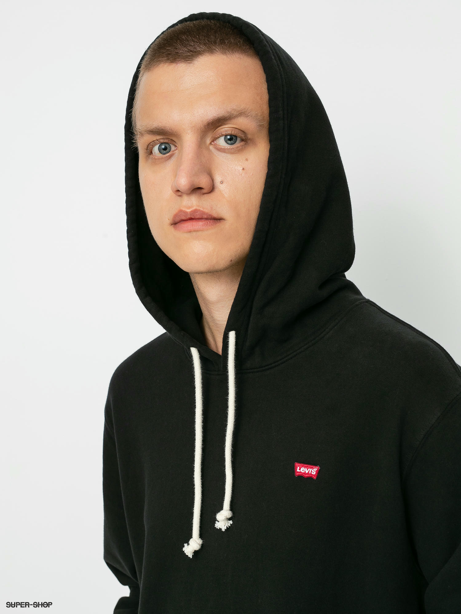 levi black hoodie