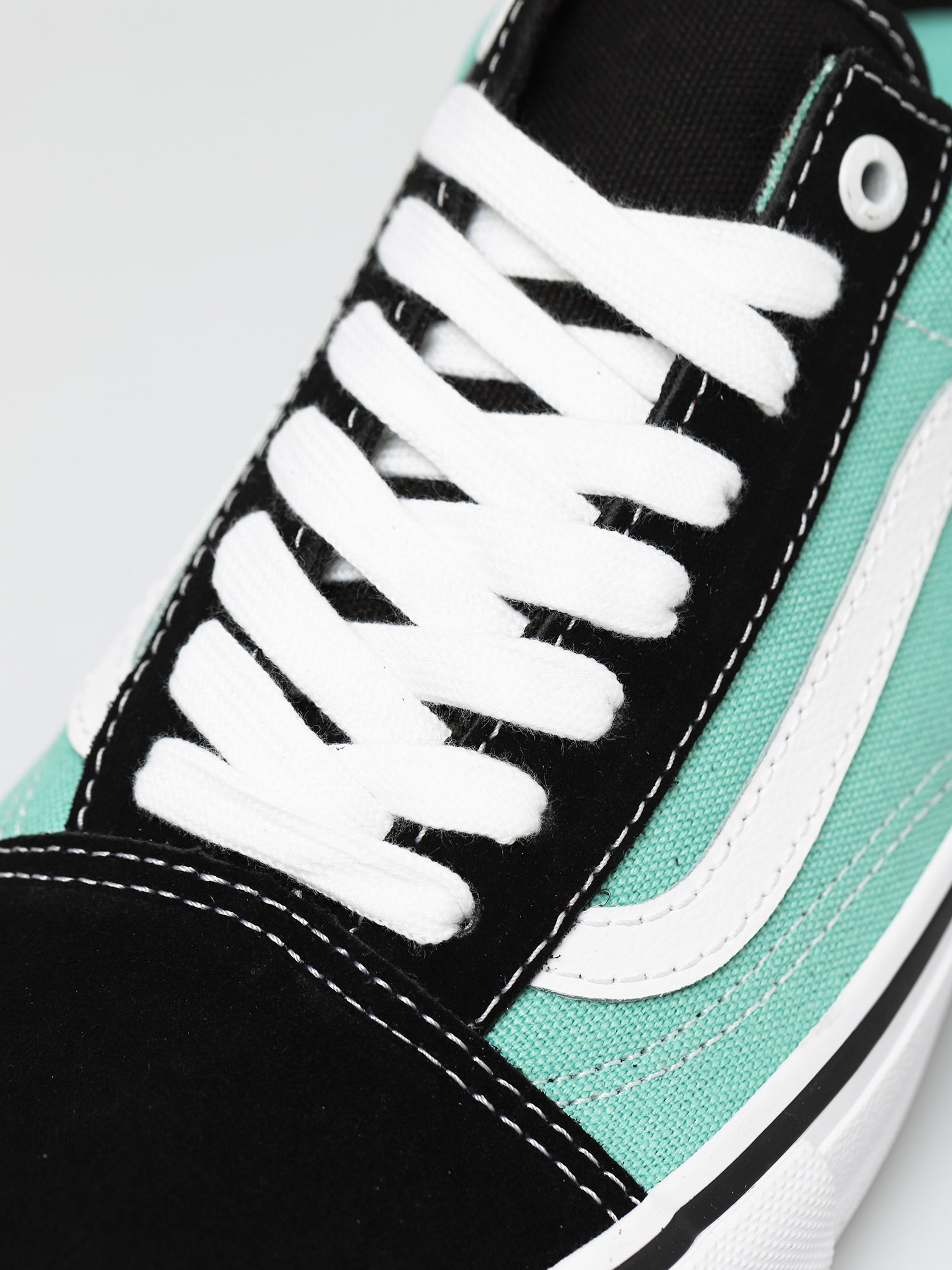 Vans Old Skool Pro Shoes (black/jade)