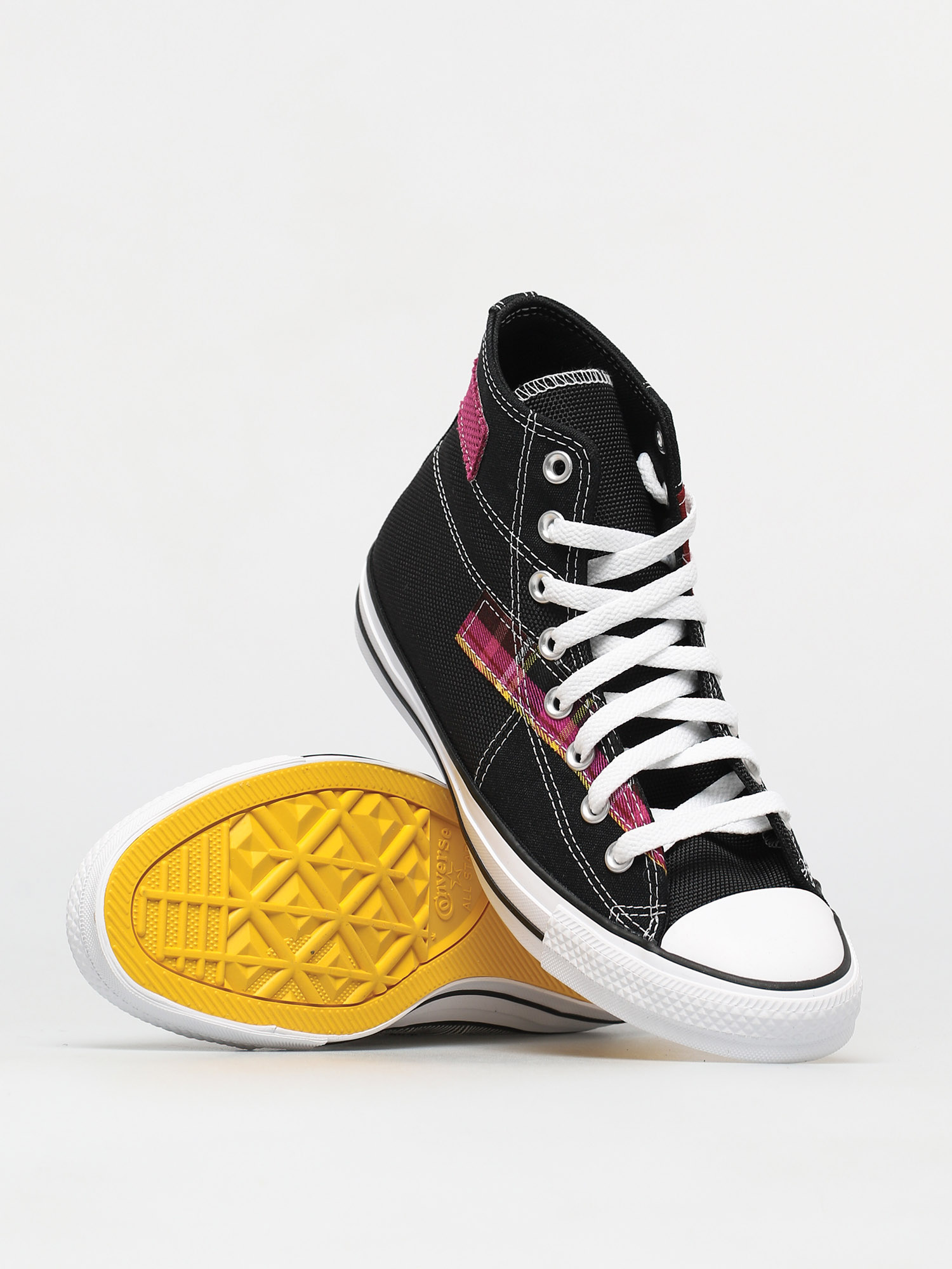 Converse Chuck Taylor All Star Patchwork High Chucks (black/white/cactus flower) Converse Chuck Taylor All Star Patchwork High Chucks (black/white/cactus flower)